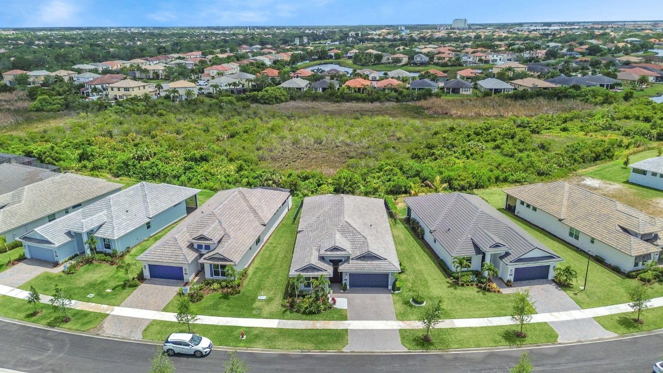 12495 SW Sunrise Lake Terrace