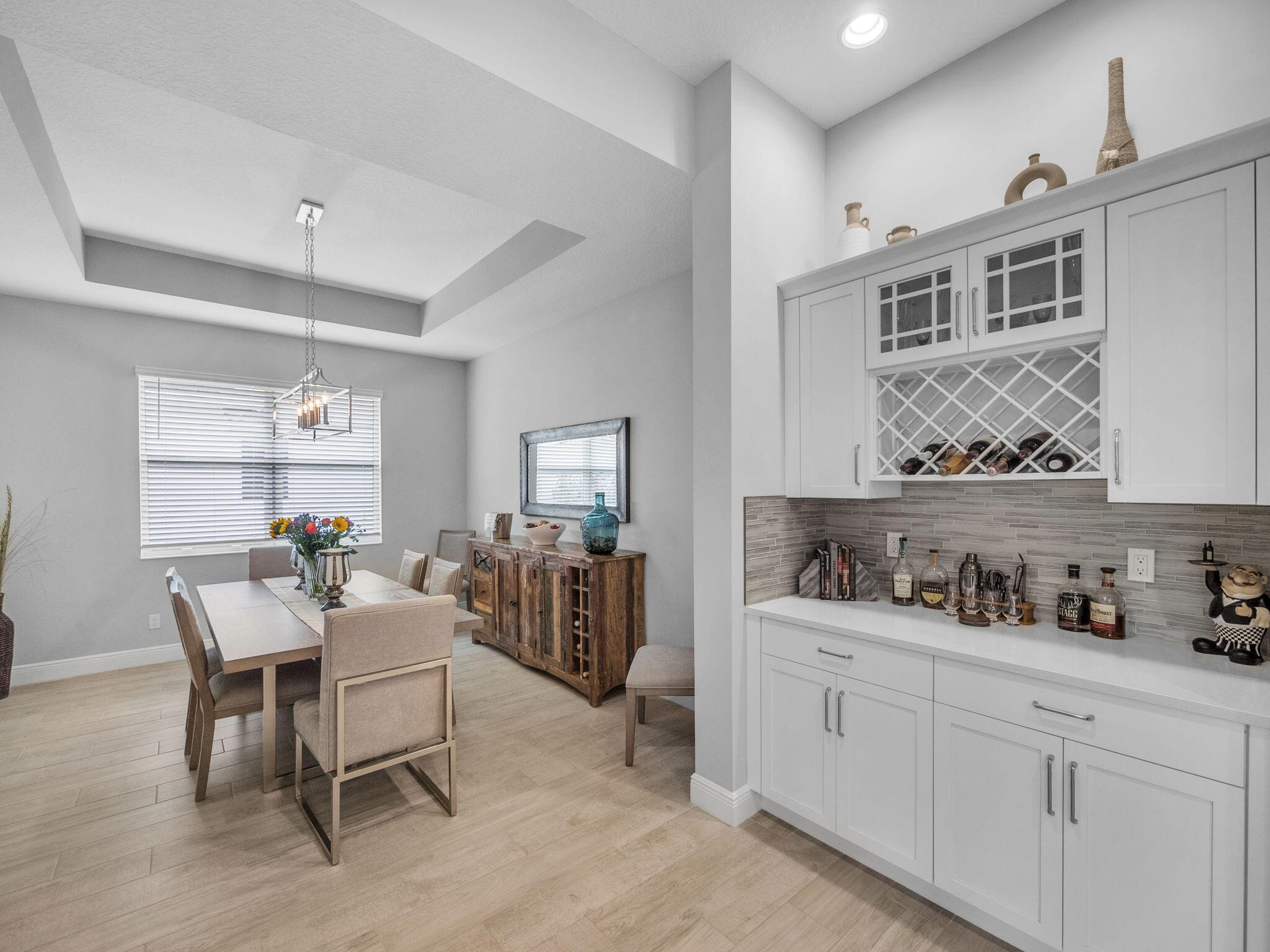 12495 SW Sunrise Lake Terrace