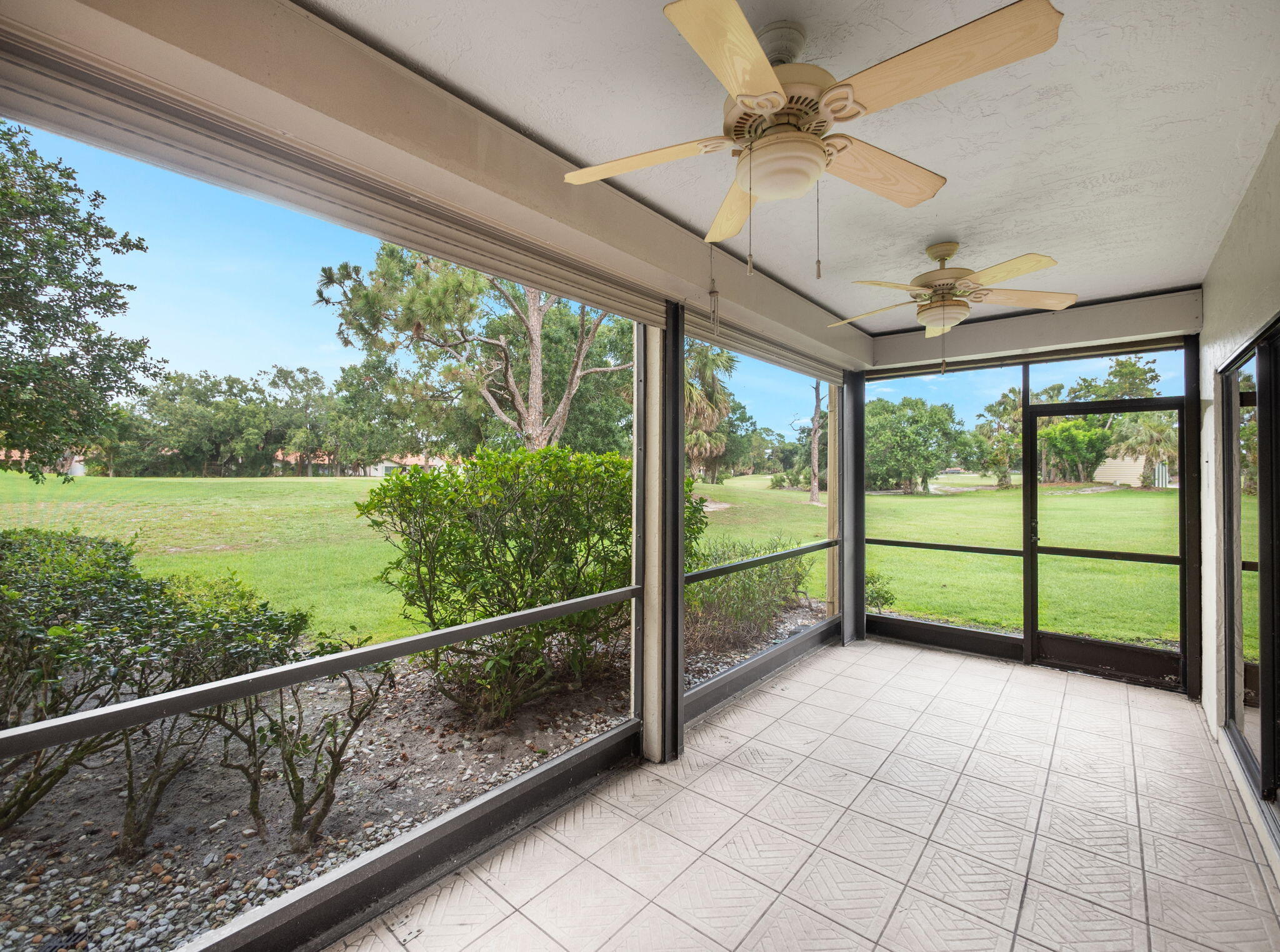 3961 SW Greenwood Way D