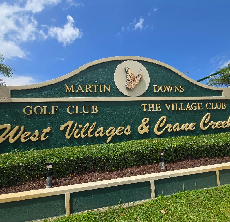 3961 SW Greenwood Way D