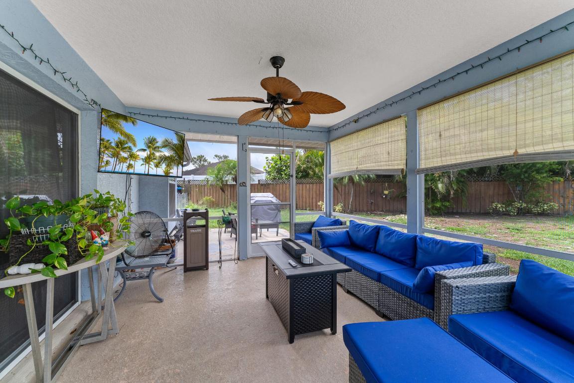 504 SW Pea Court, Port St. Lucie