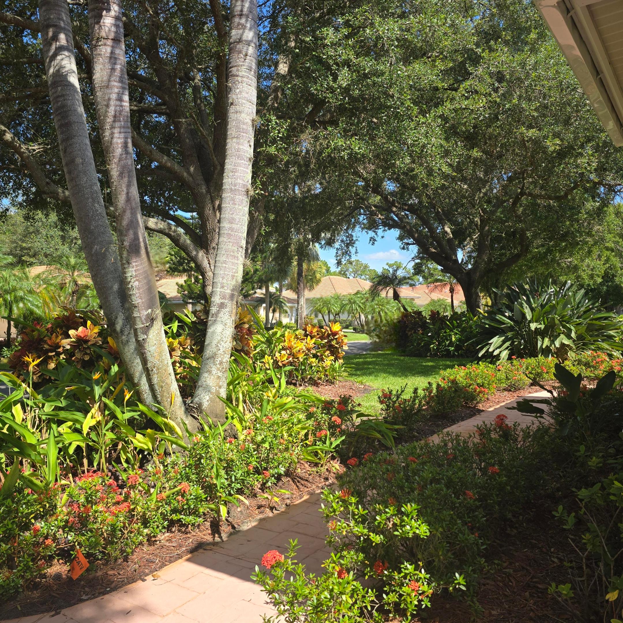 8212 Kiawah Trace