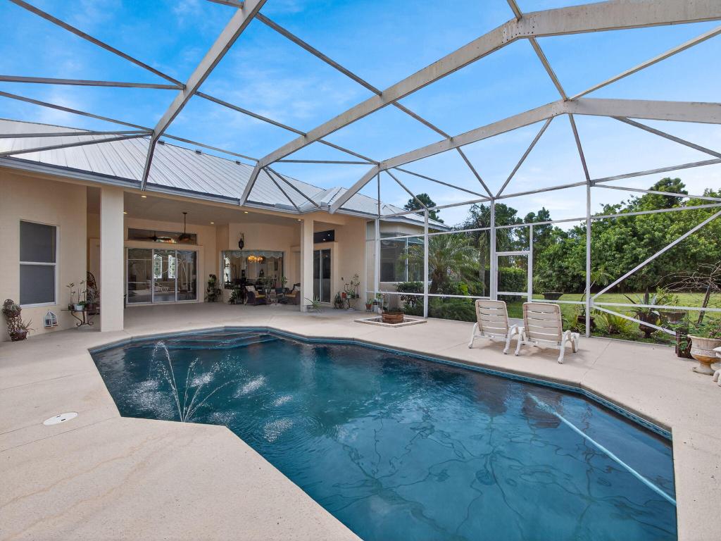 7820 SW Saddlebrook Drive