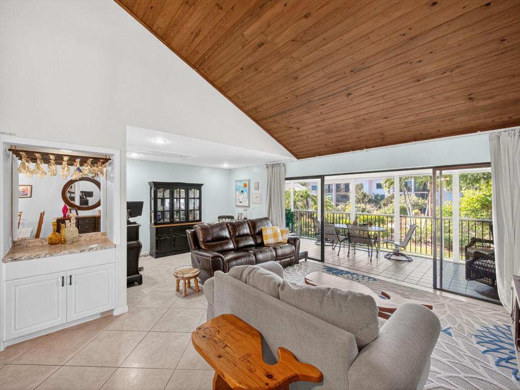 2400 S Ocean Drive 3426