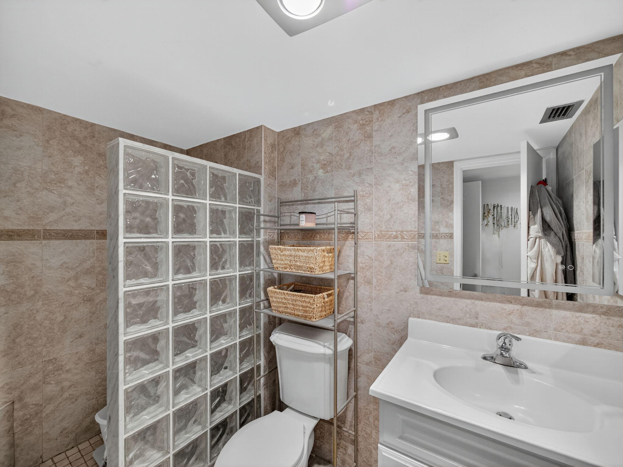 2400 S Ocean Drive 3426