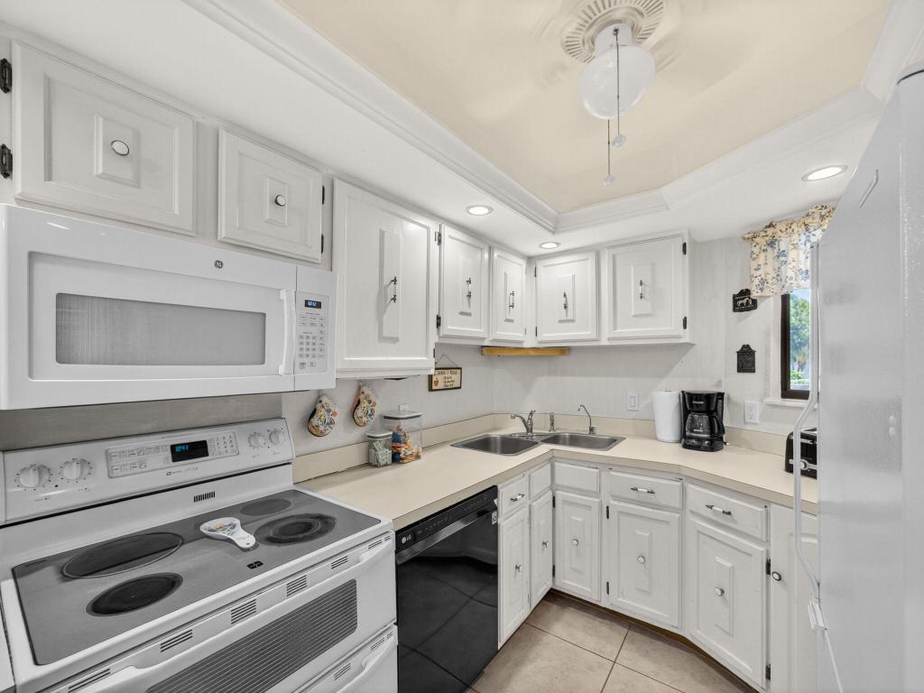 2400 S Ocean Drive 3426