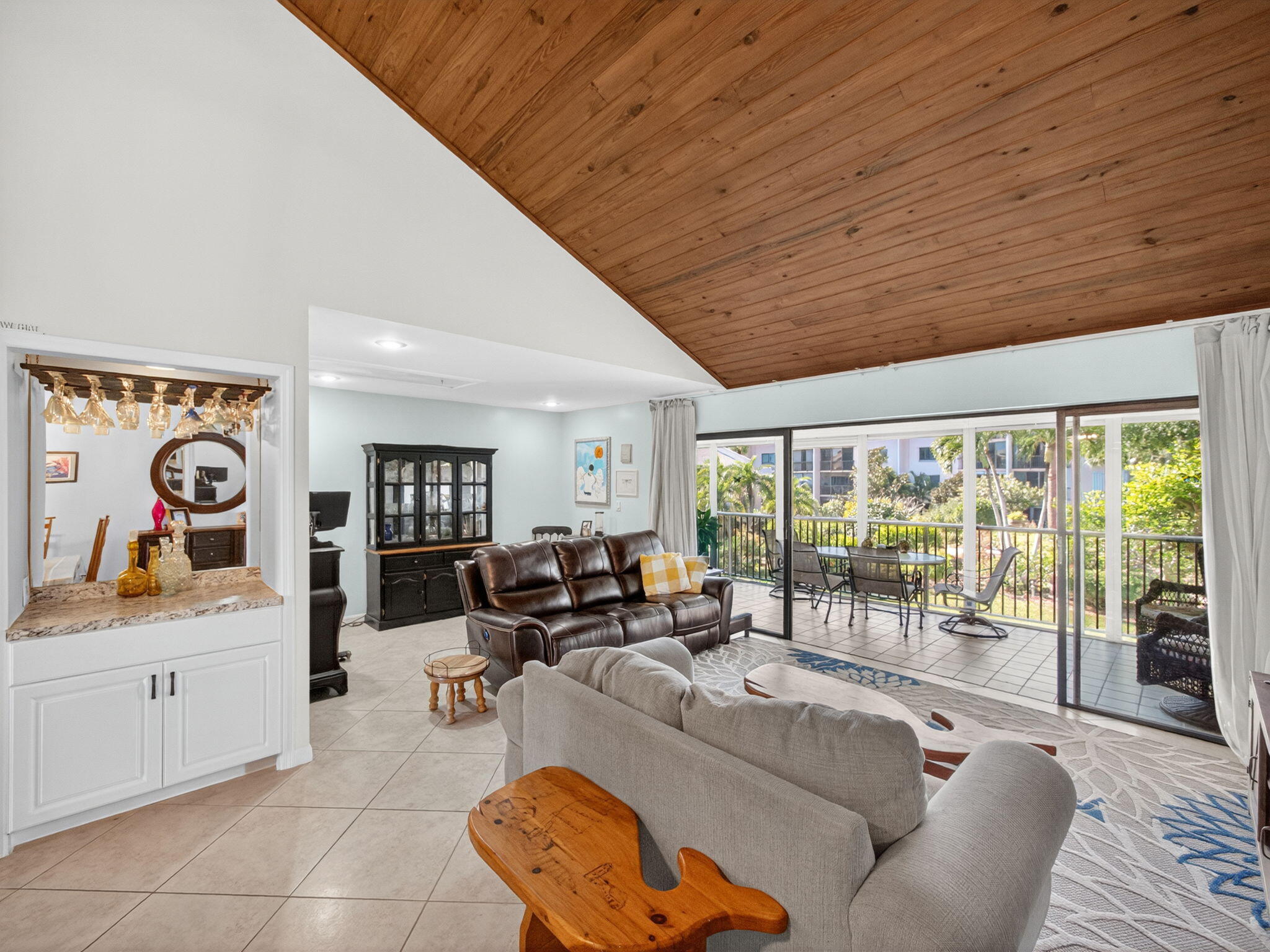 2400 S Ocean Drive 3426