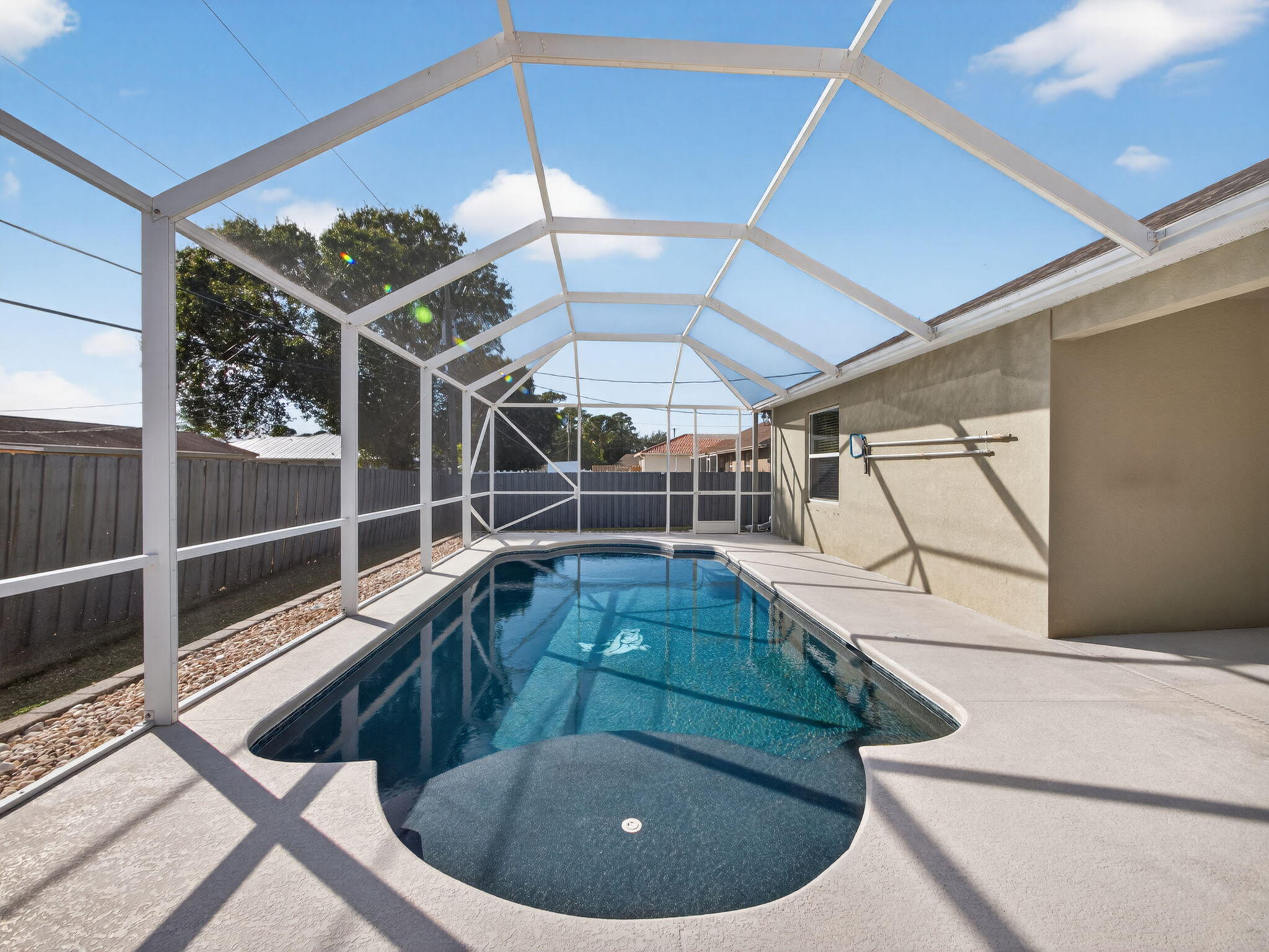 1756 SW Cannon Avenue