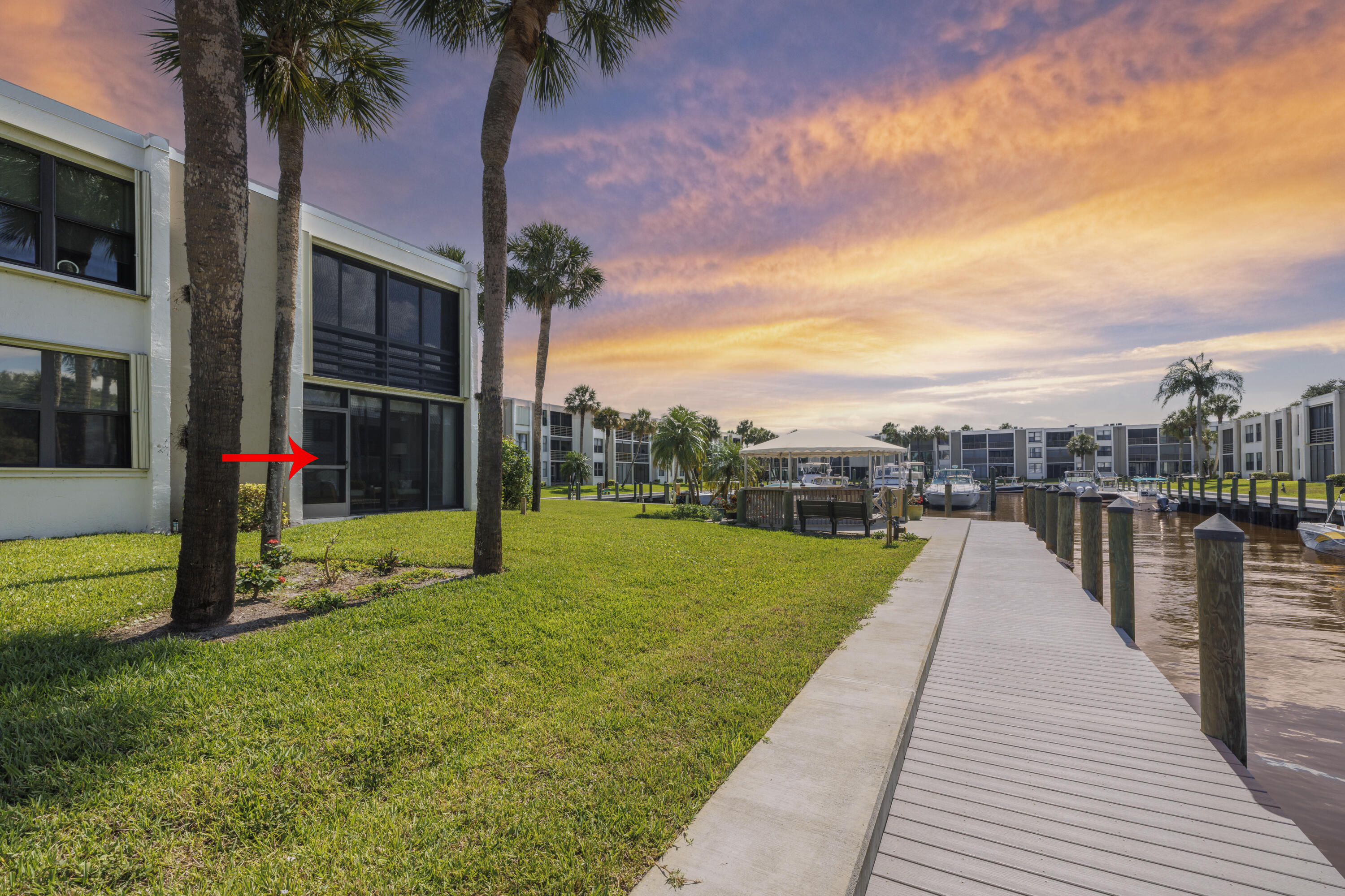 1950 SW Palm City Road 7101