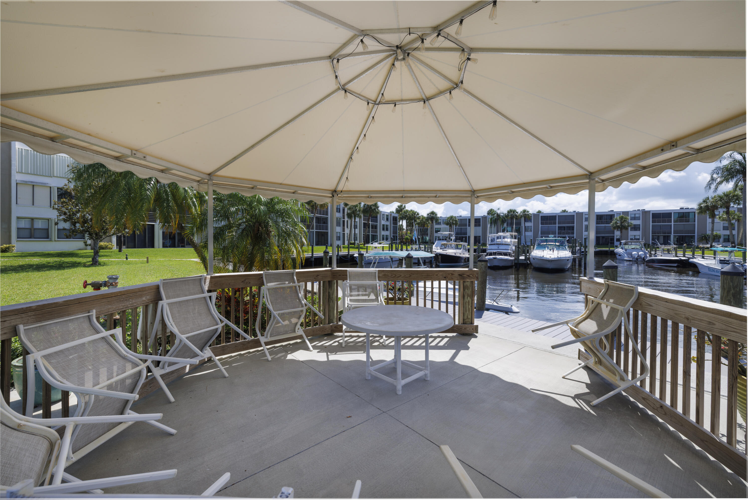 1950 SW Palm City Road 7101