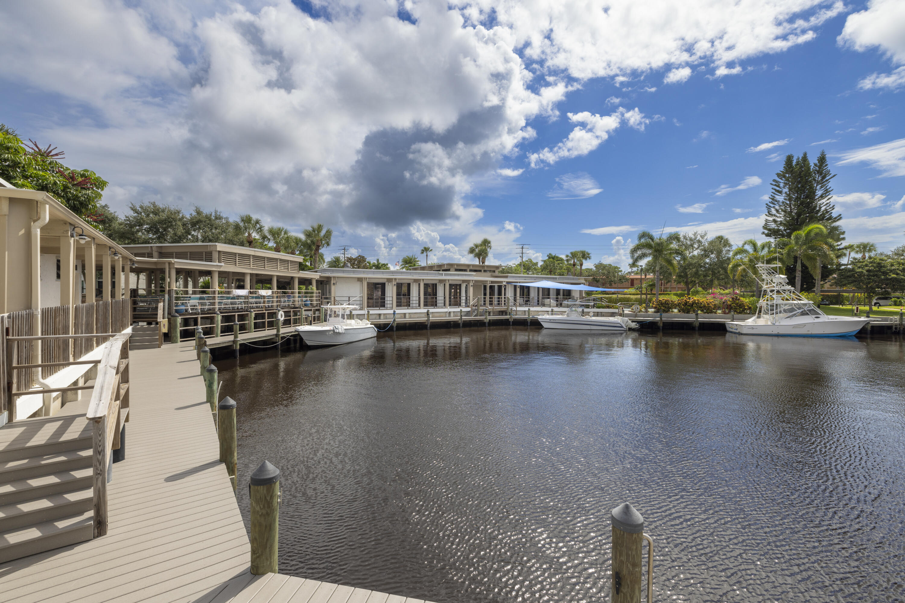 1950 SW Palm City Road 7101