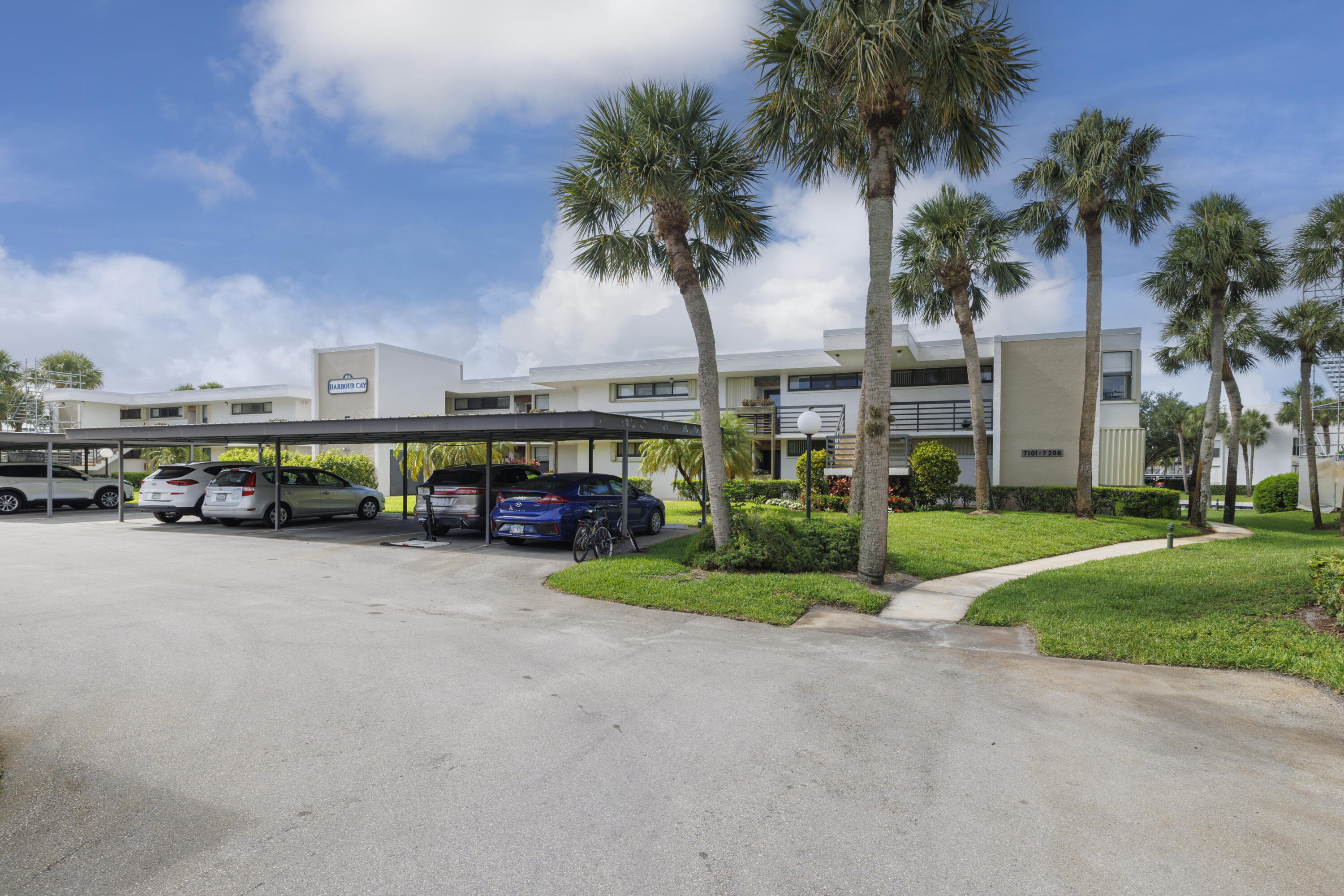 1950 SW Palm City Road 7101