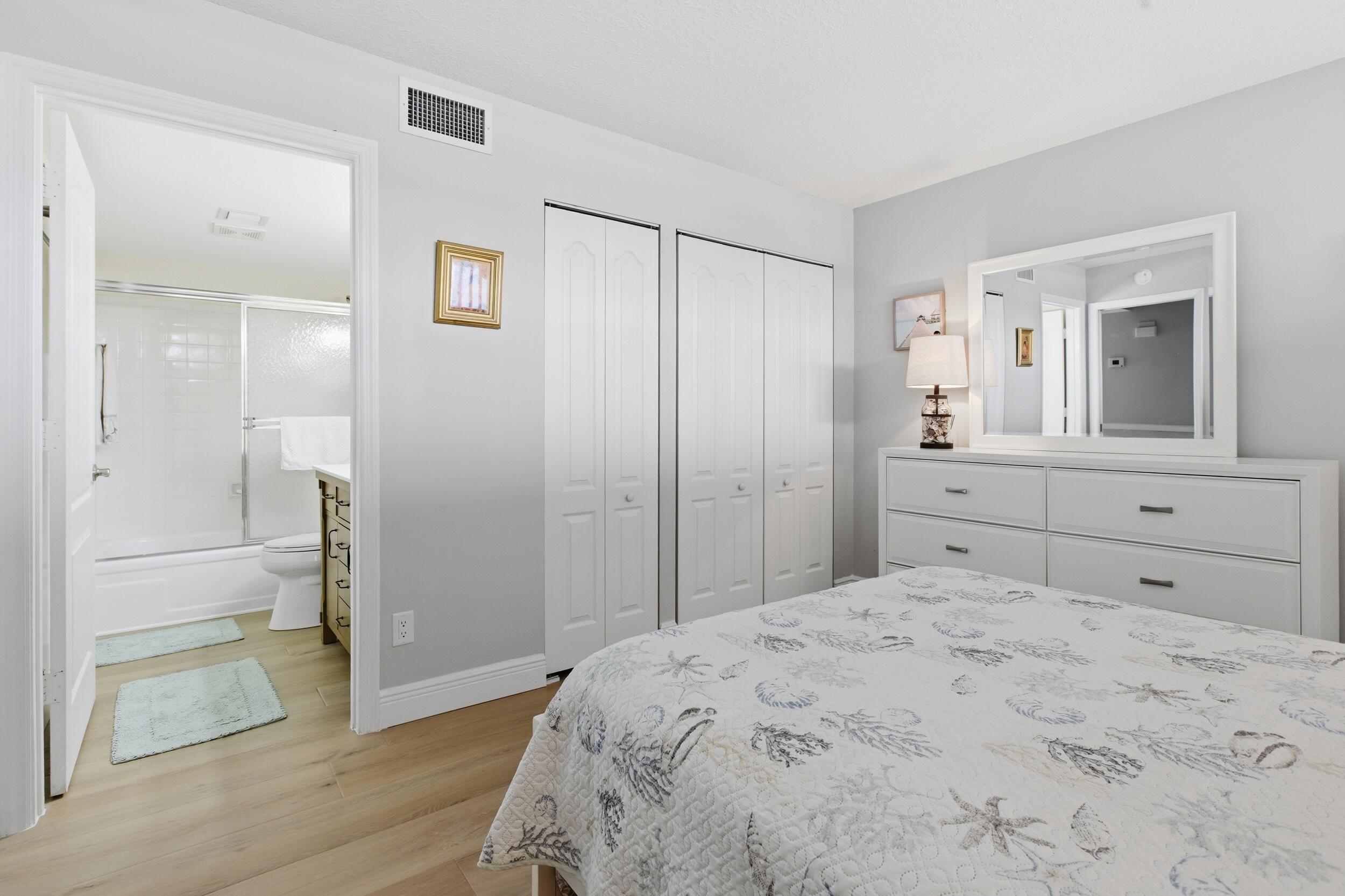 1950 SW Palm City Road 7101