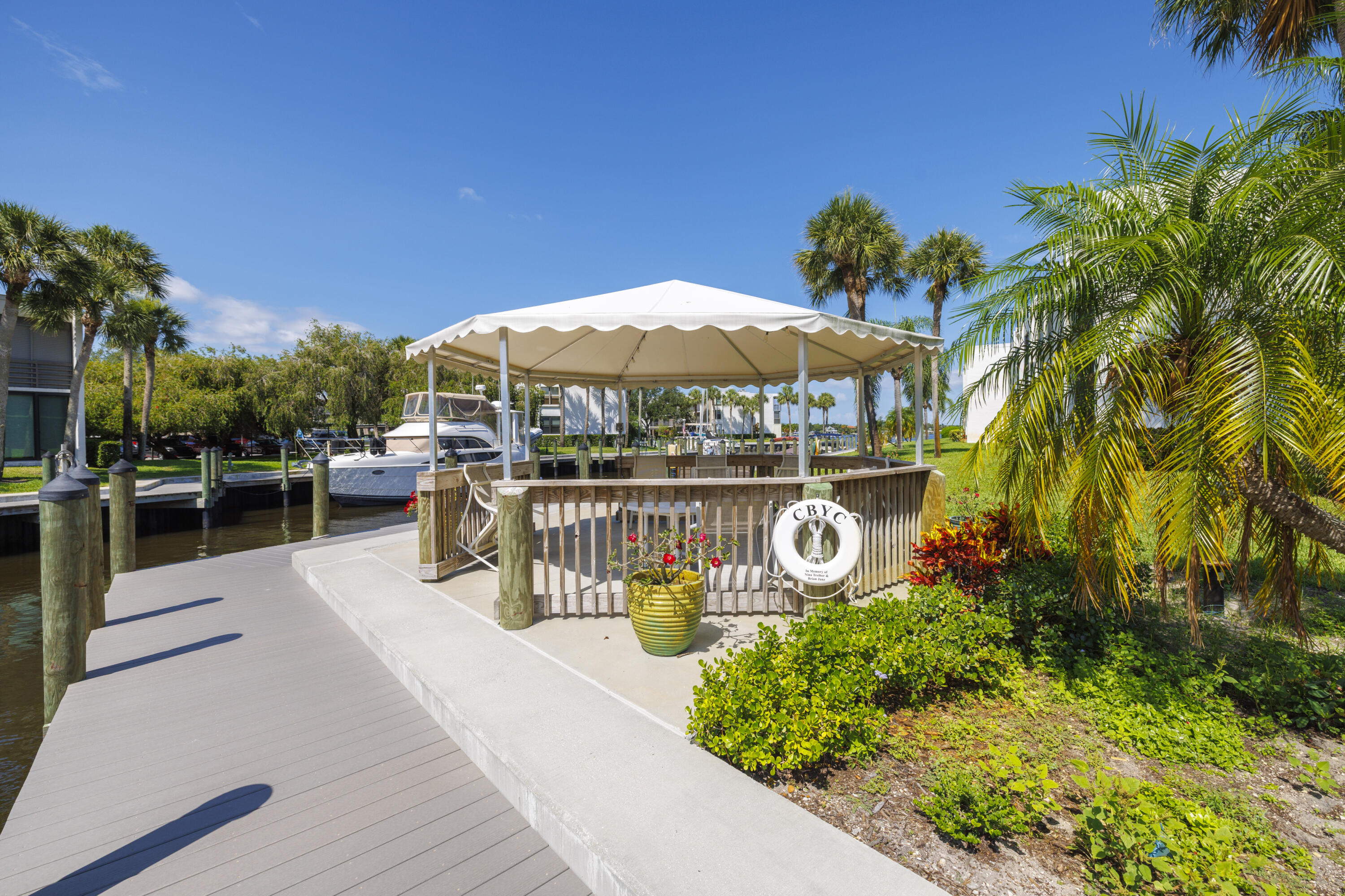 1950 SW Palm City Road 7101
