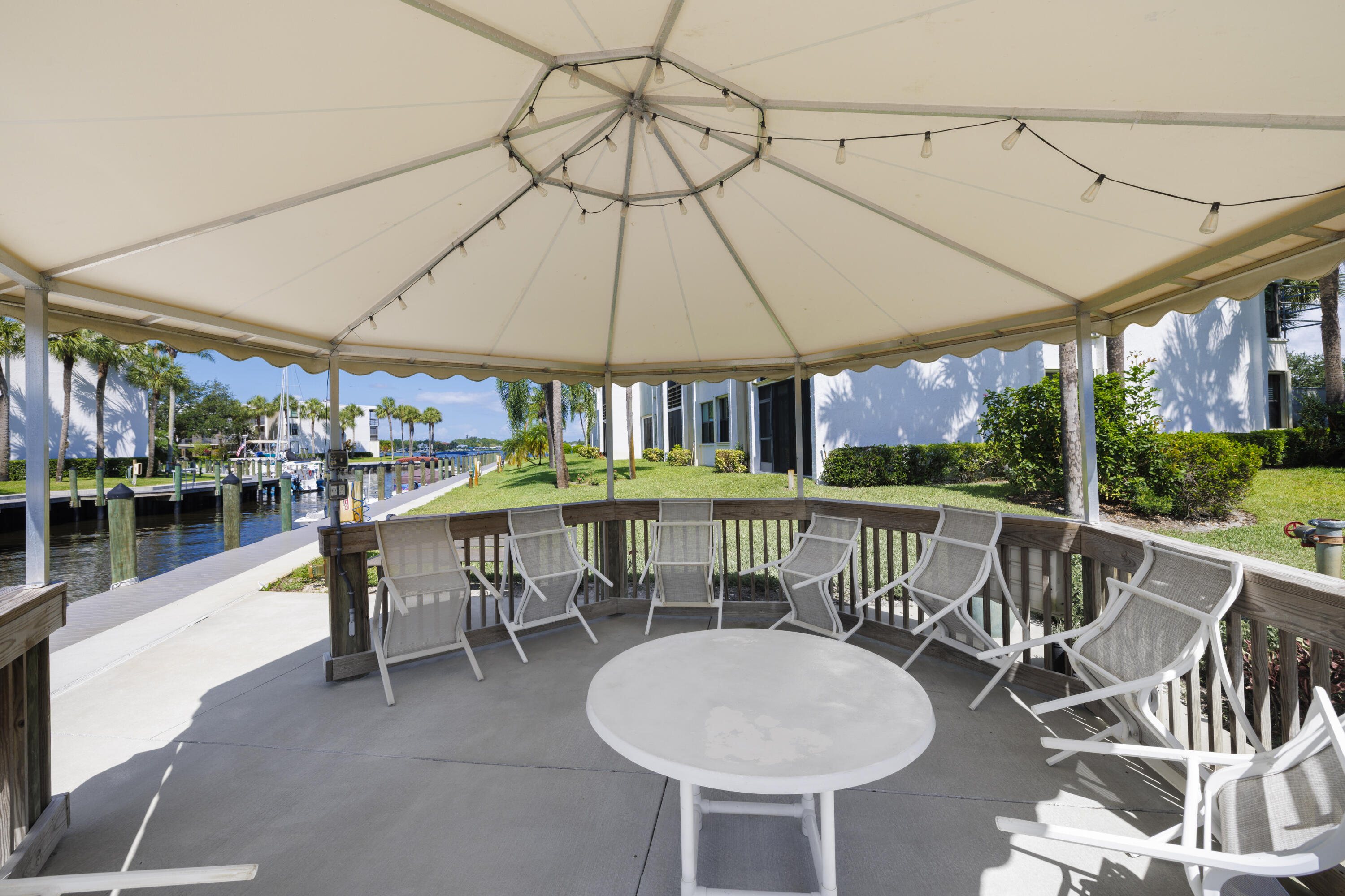 1950 SW Palm City Road 7101