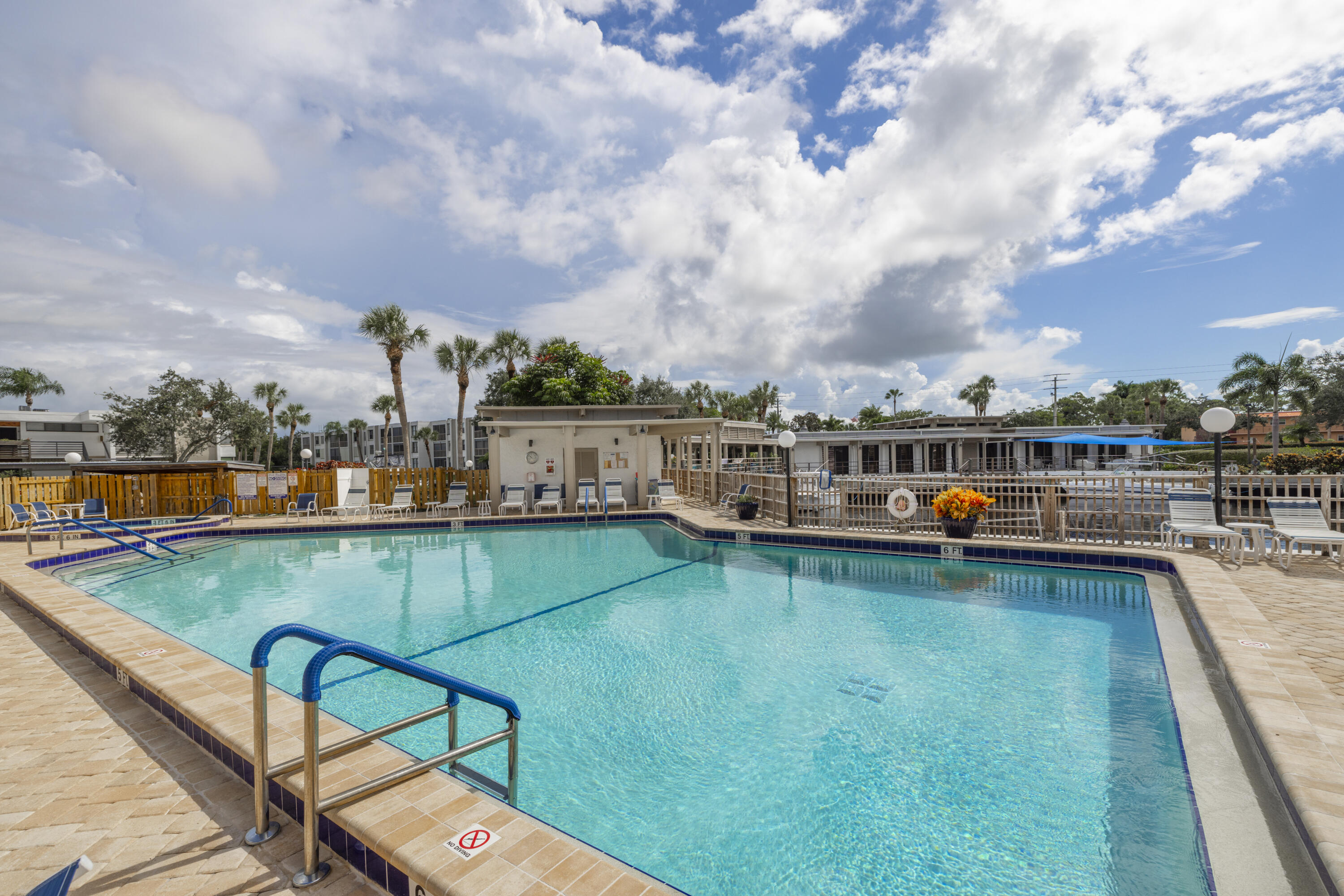 1950 SW Palm City Road 7101