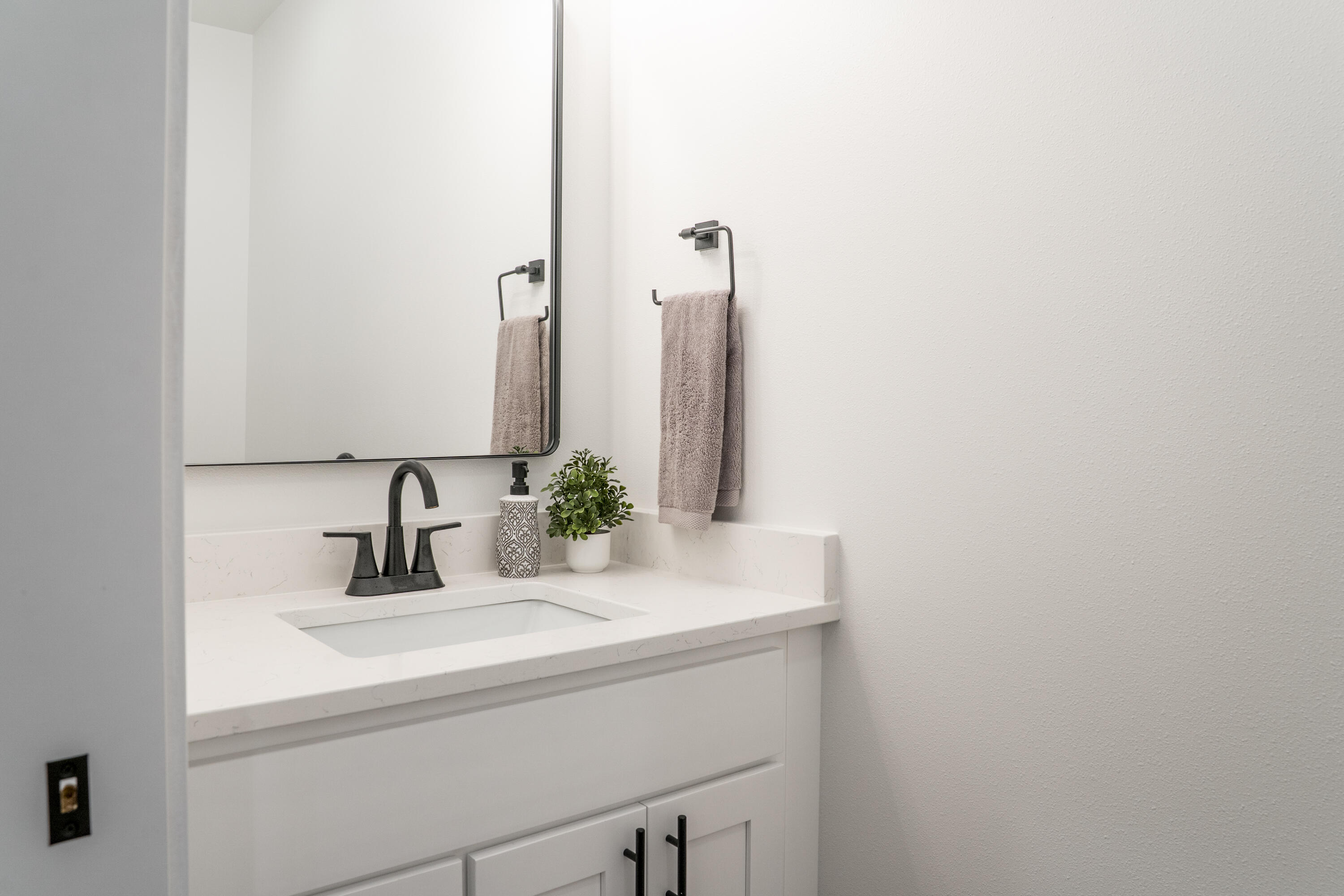 W4946 Battlestone Station Rd Unit: 23