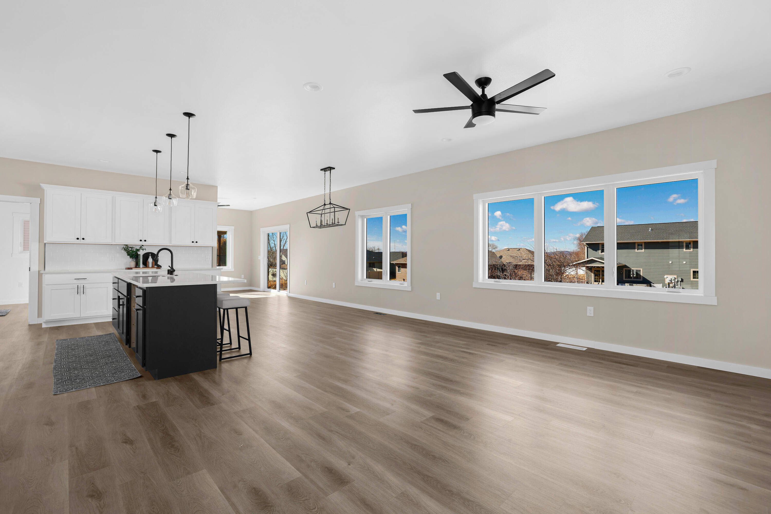 947 Clark Ln