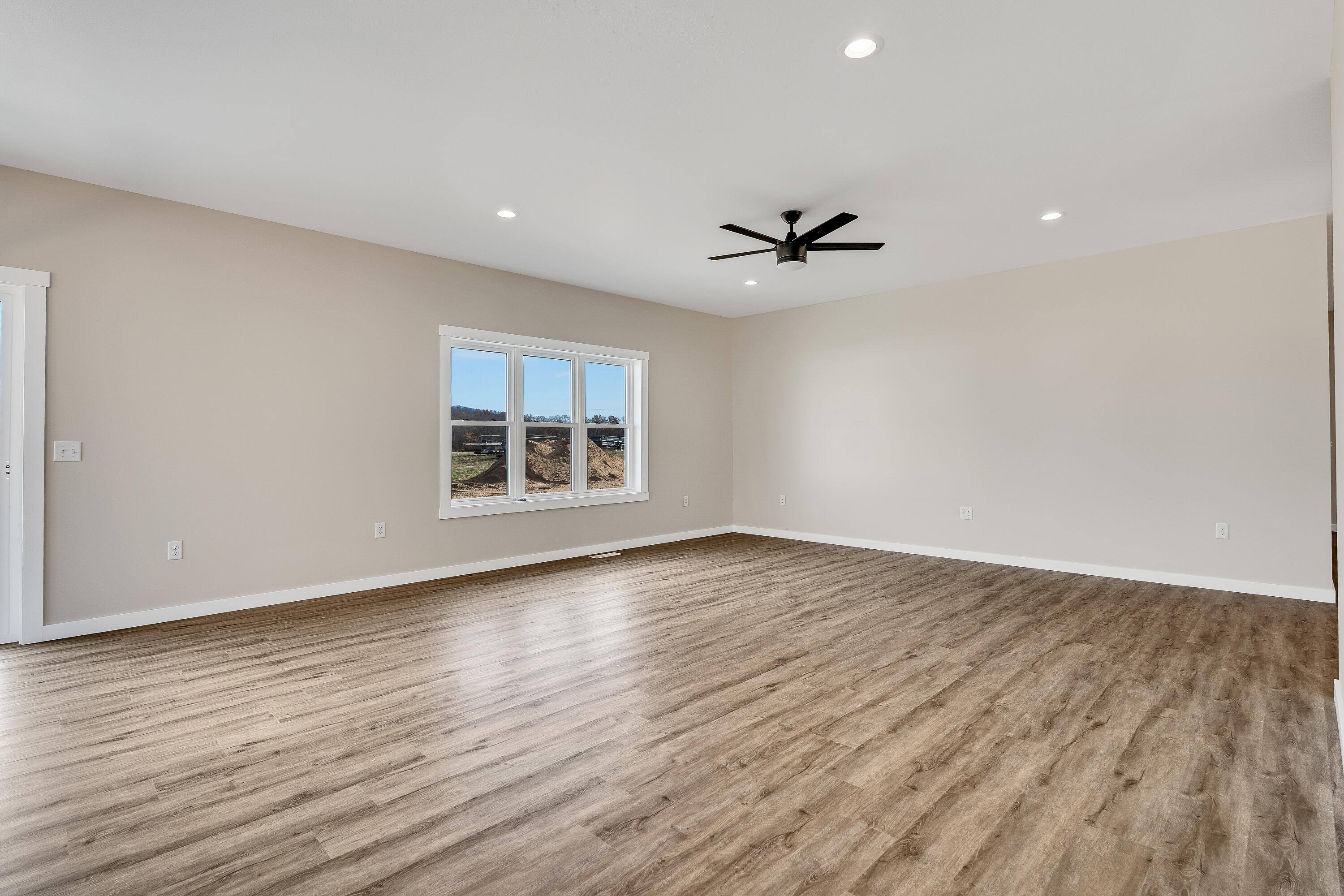 933 Bridger Dr