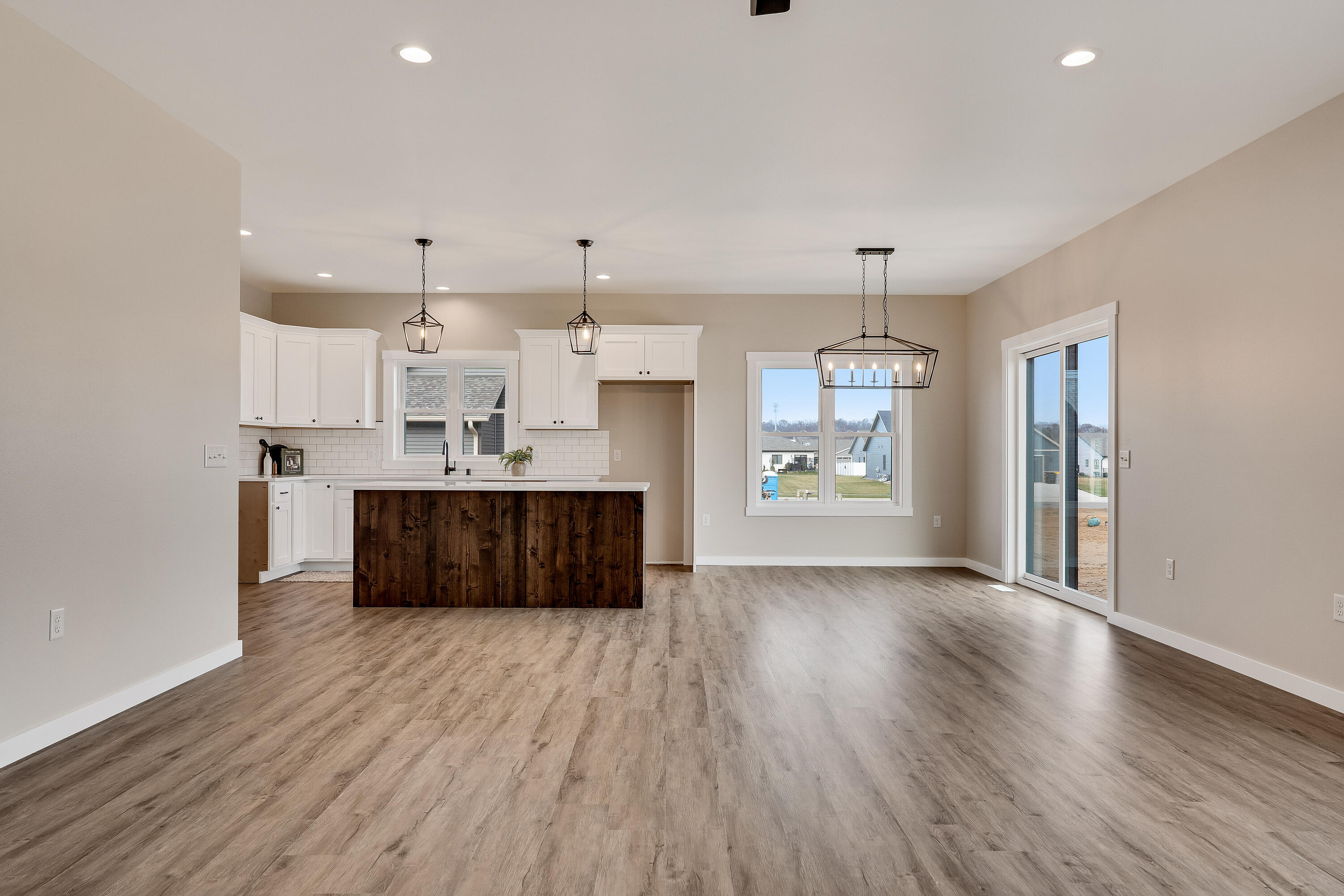 933 Bridger Dr