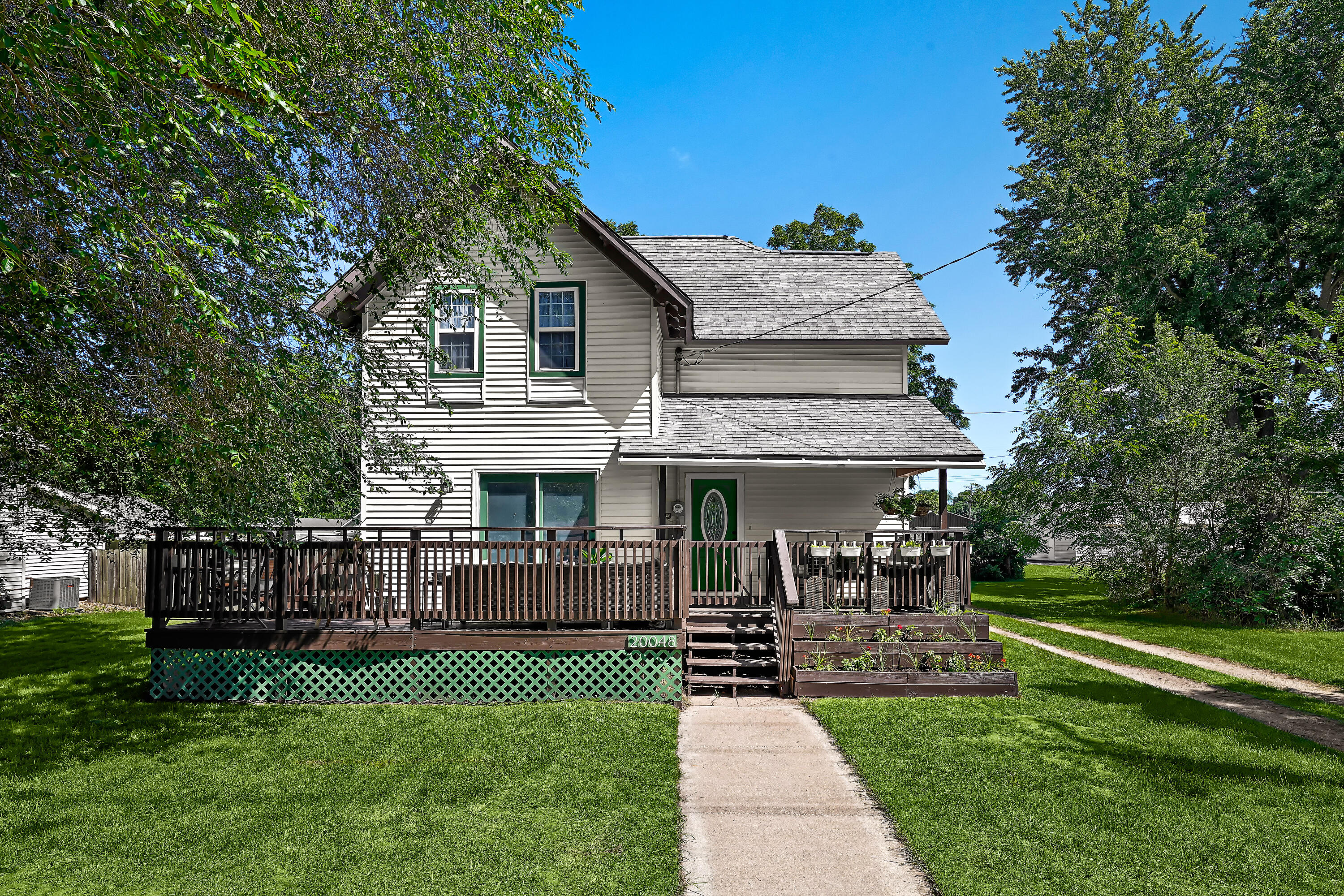 20048 W Mill Rd