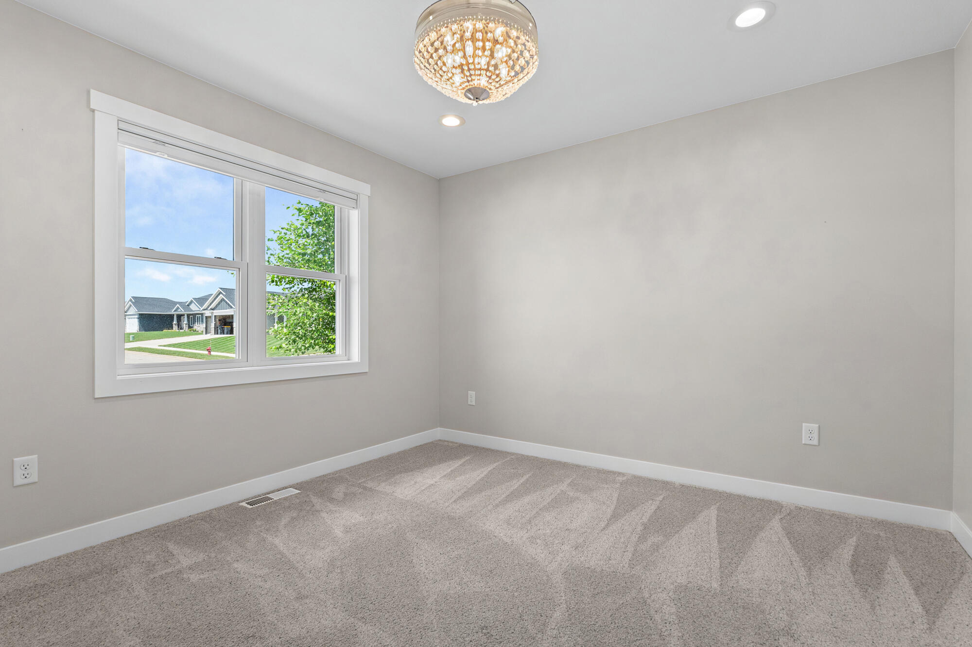 1315 Bridger Dr