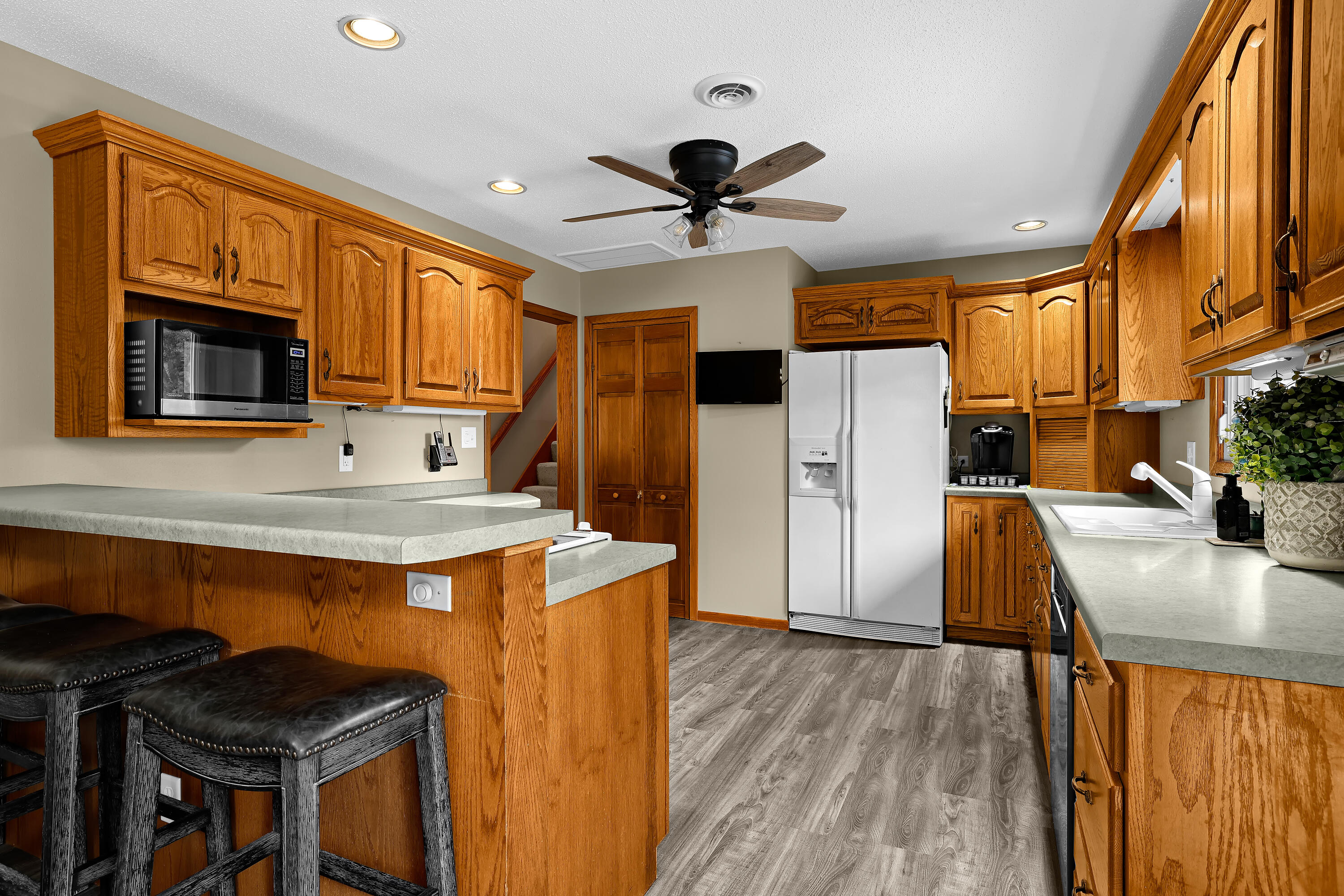 613 Dauphin St