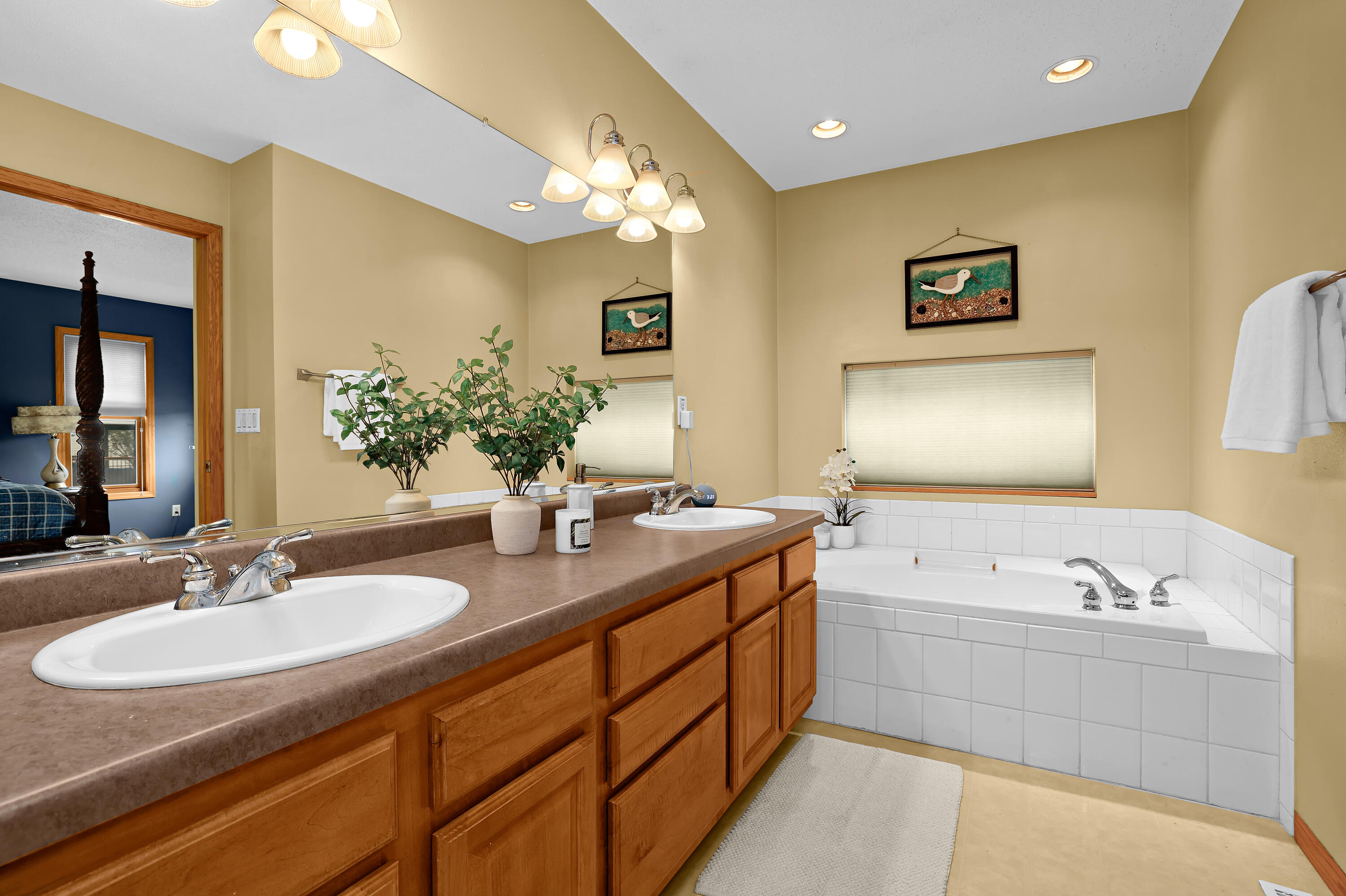 100 Calla Ct