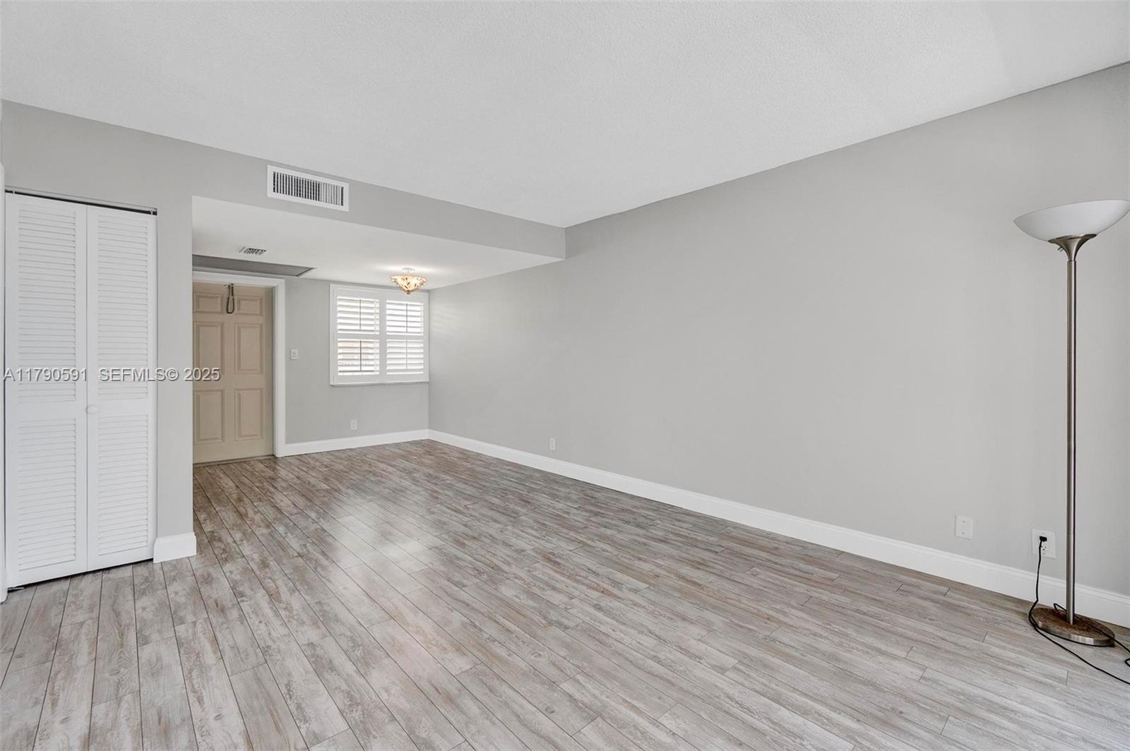 1810 New Palm Way 214
