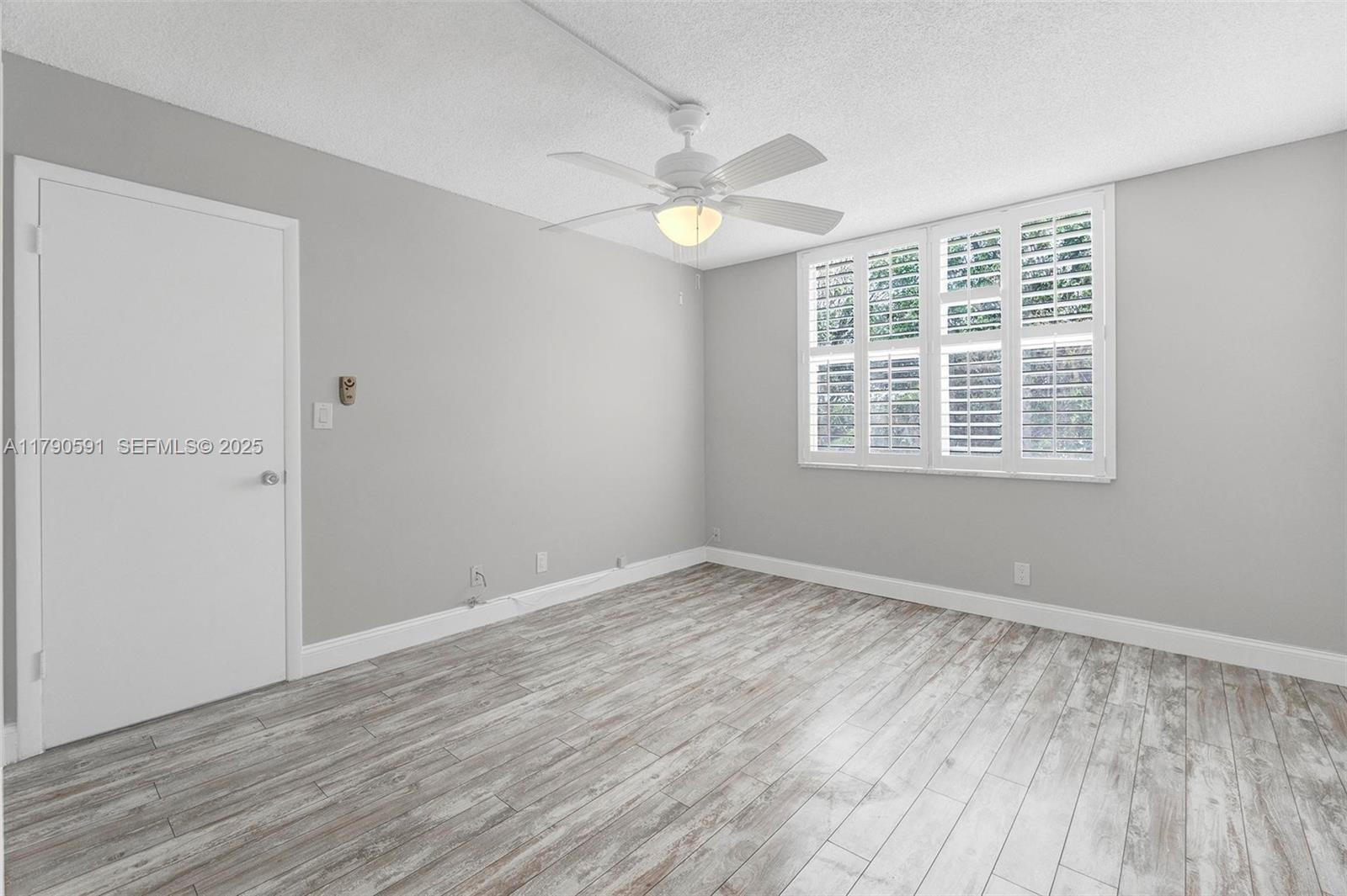 1810 New Palm Way 214