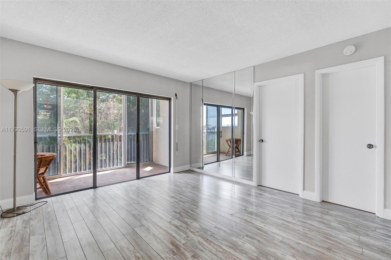 1810 New Palm Way 214