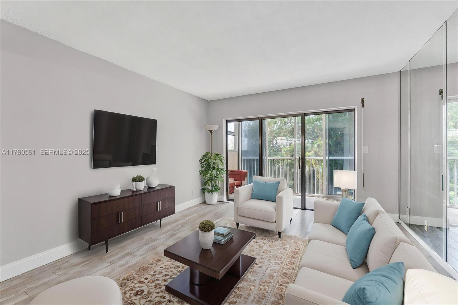 1810 New Palm Way 214