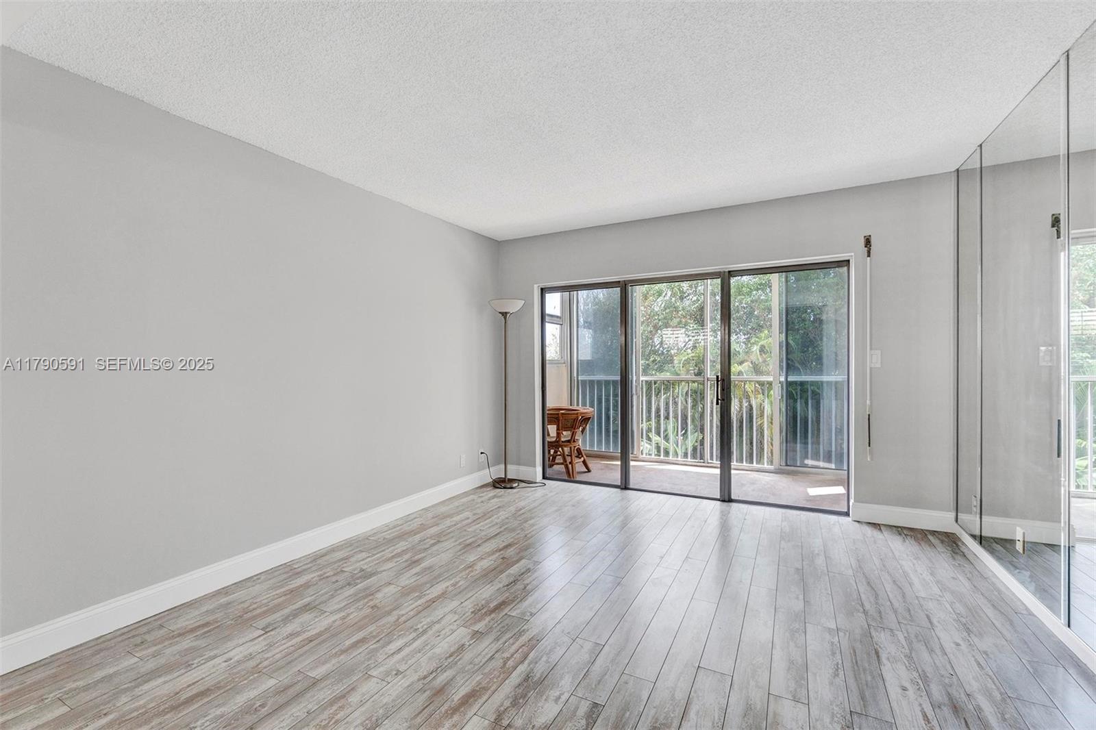 1810 New Palm Way 214