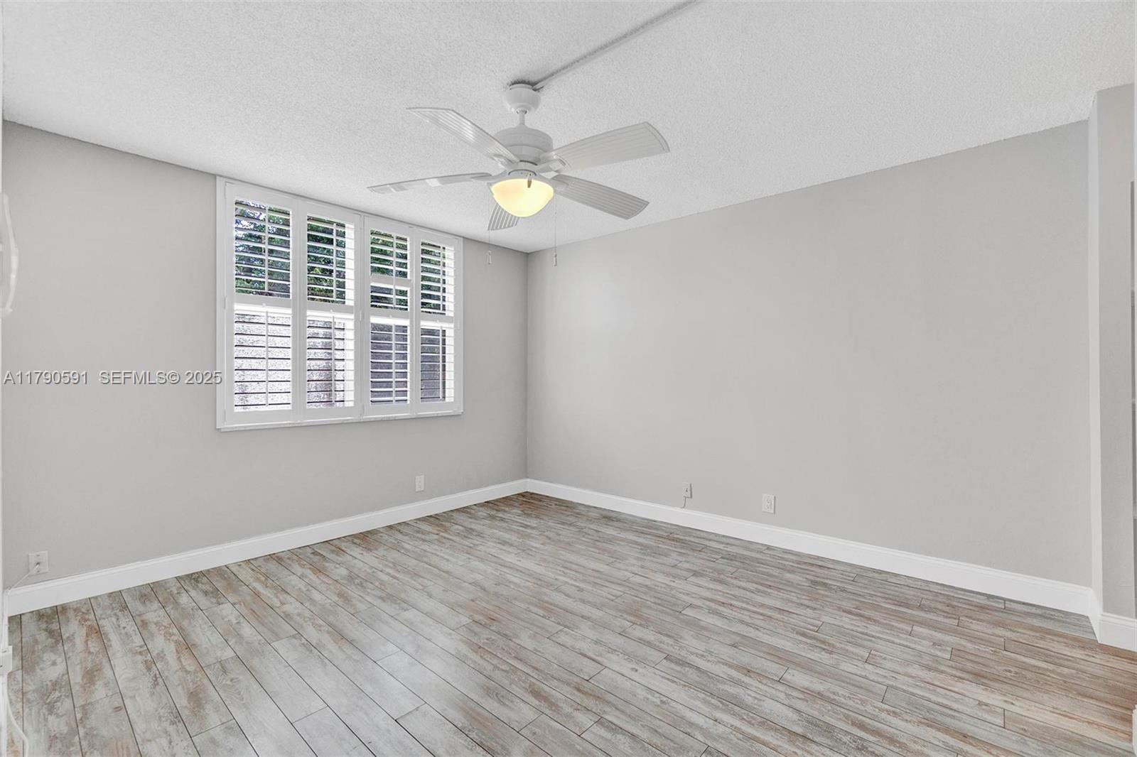 1810 New Palm Way 214