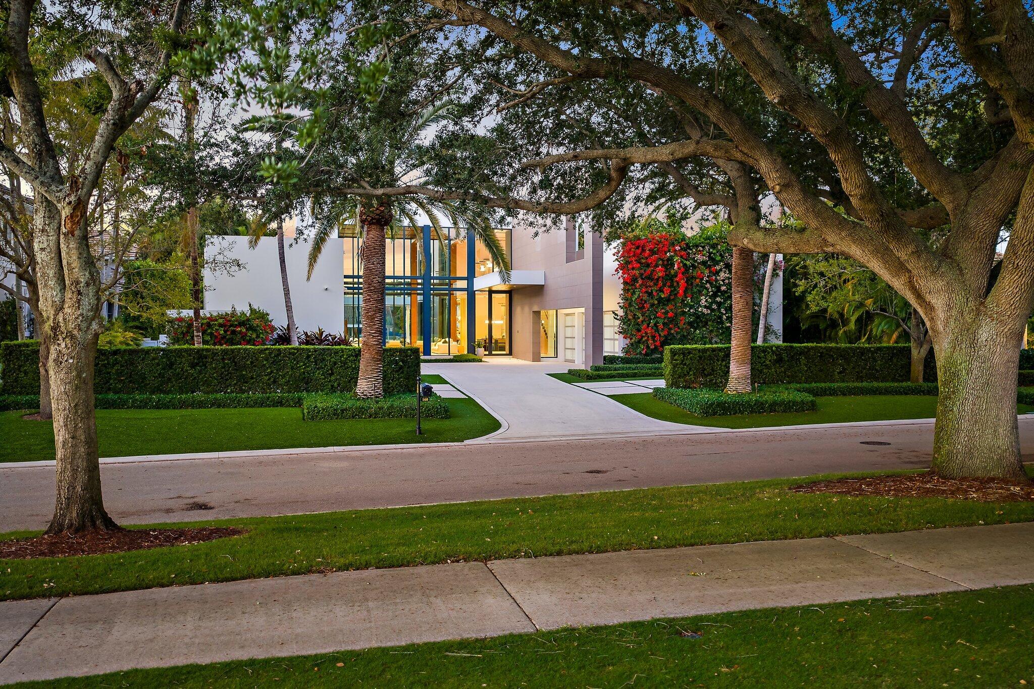 160 Spyglass Lane