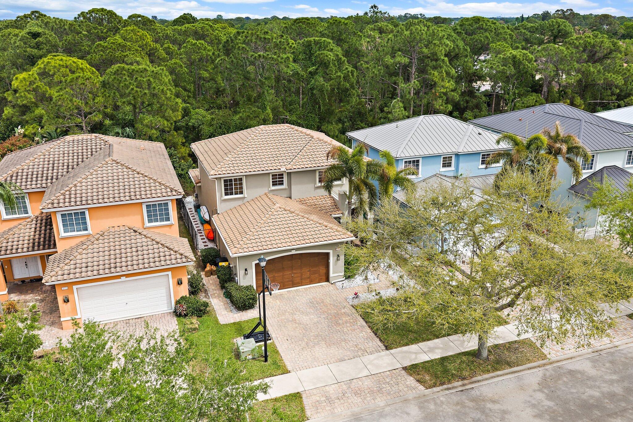 2783 SW Butterfly Lane