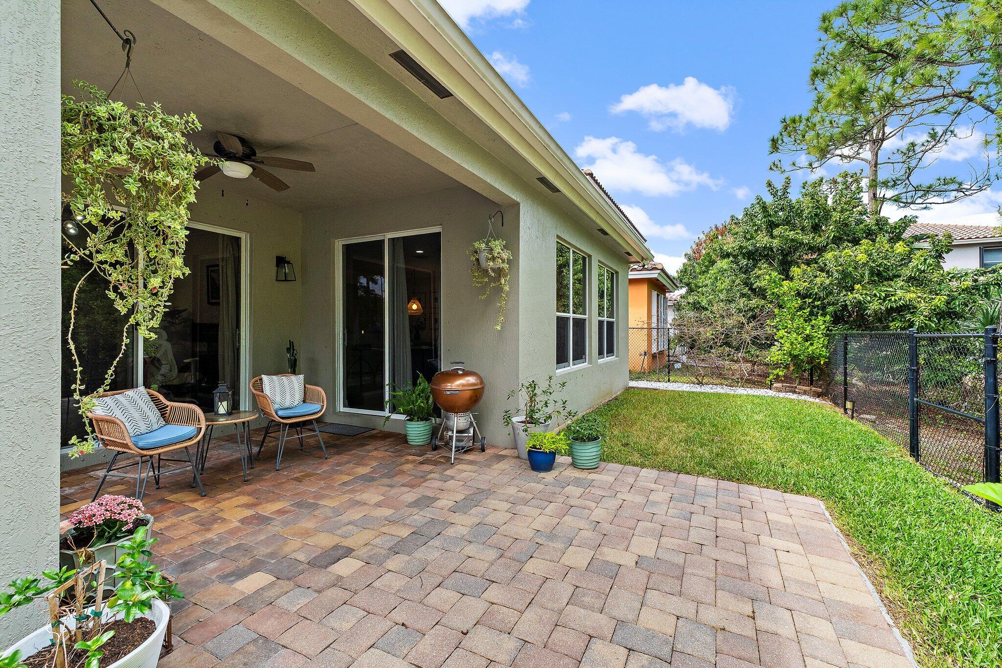 2783 SW Butterfly Lane