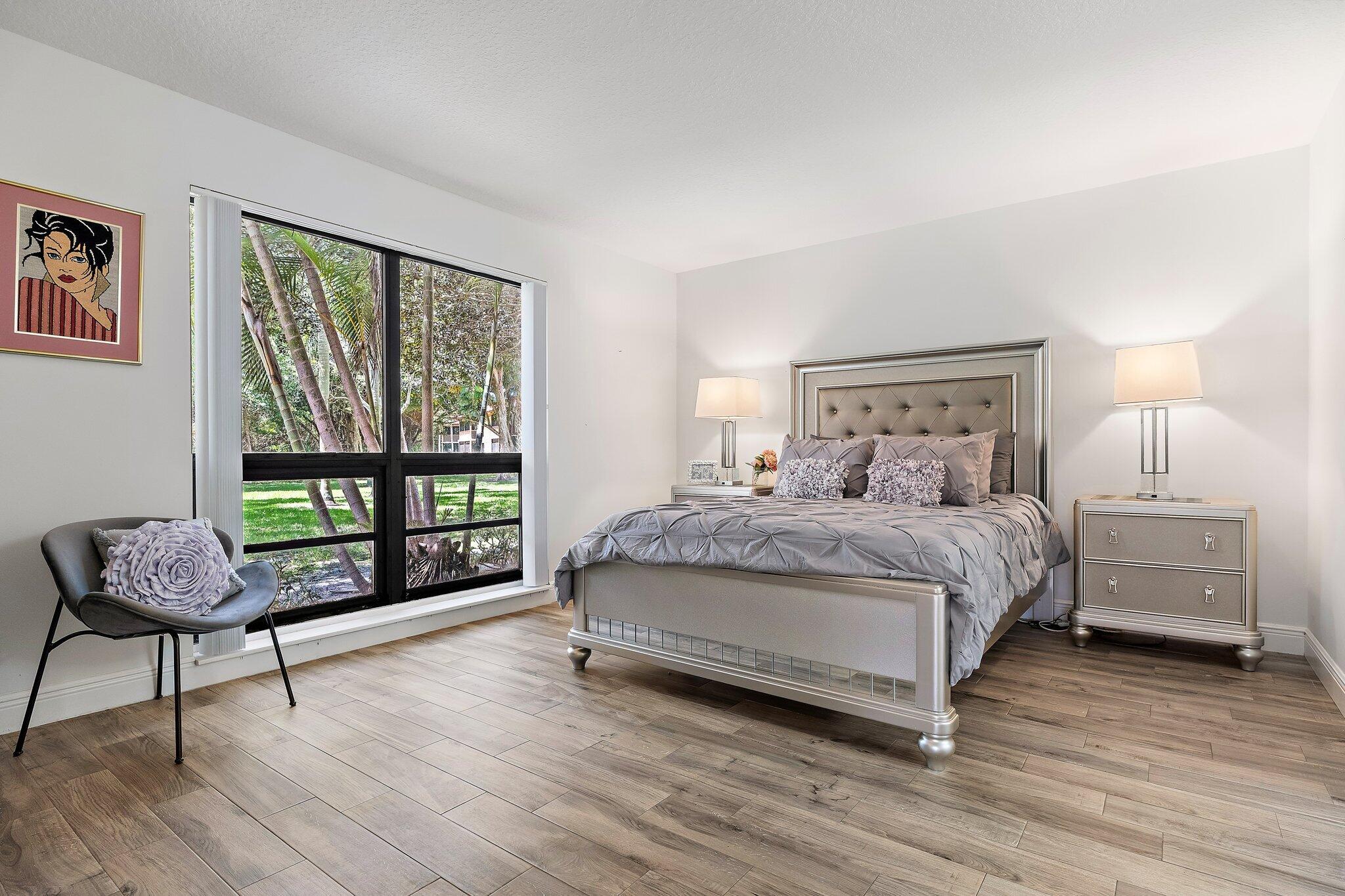 128 Brackenwood Road 128