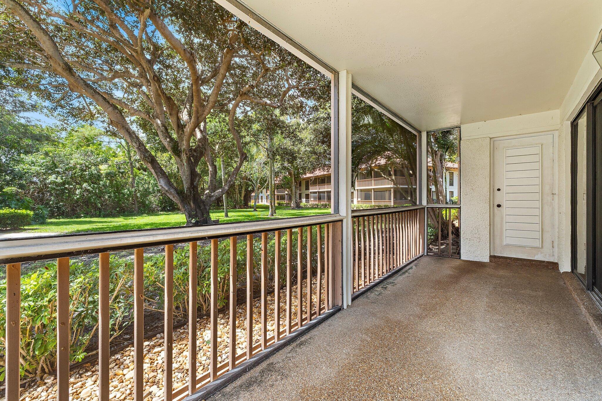 128 Brackenwood Road 128