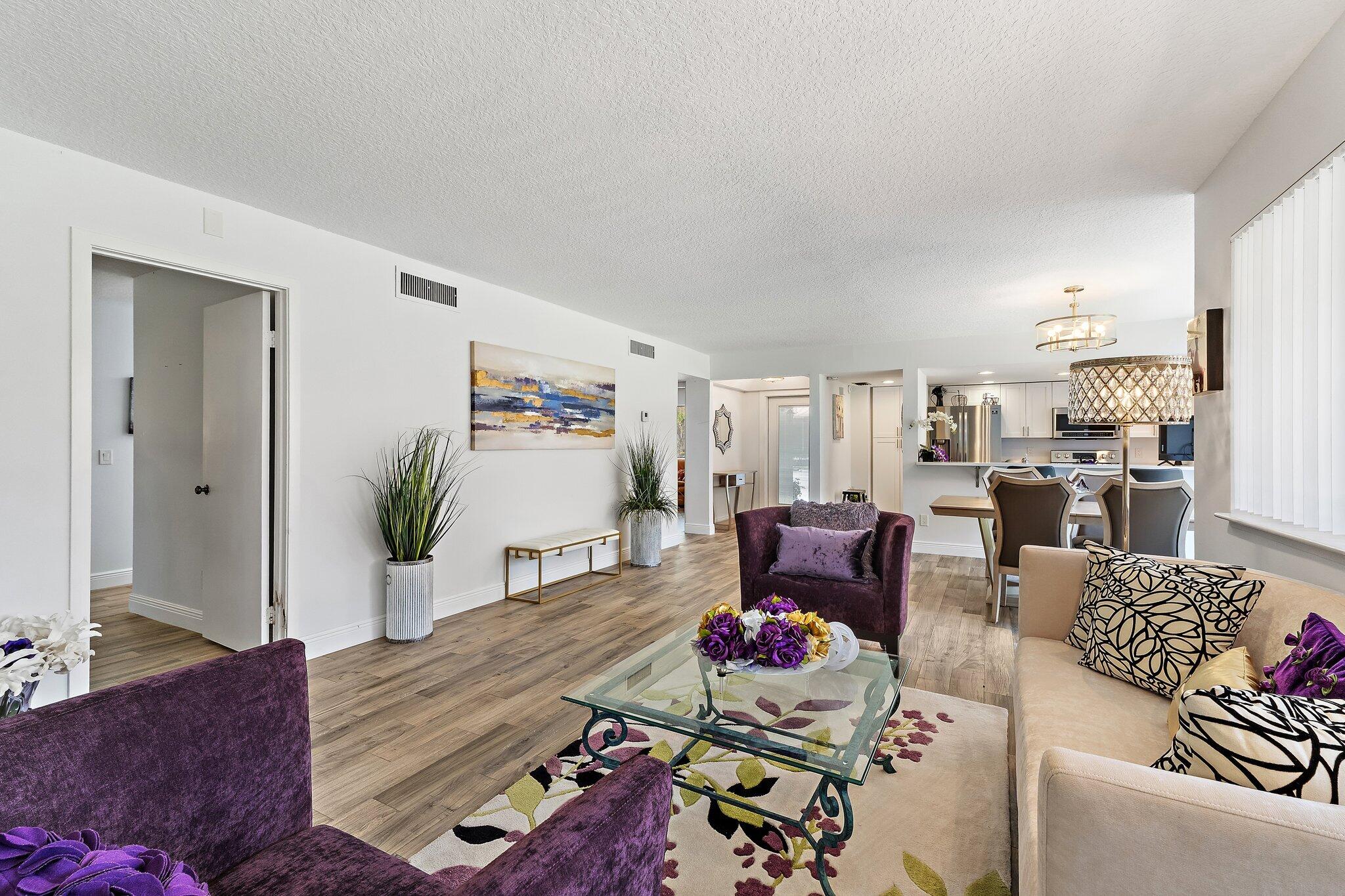 128 Brackenwood Road 128