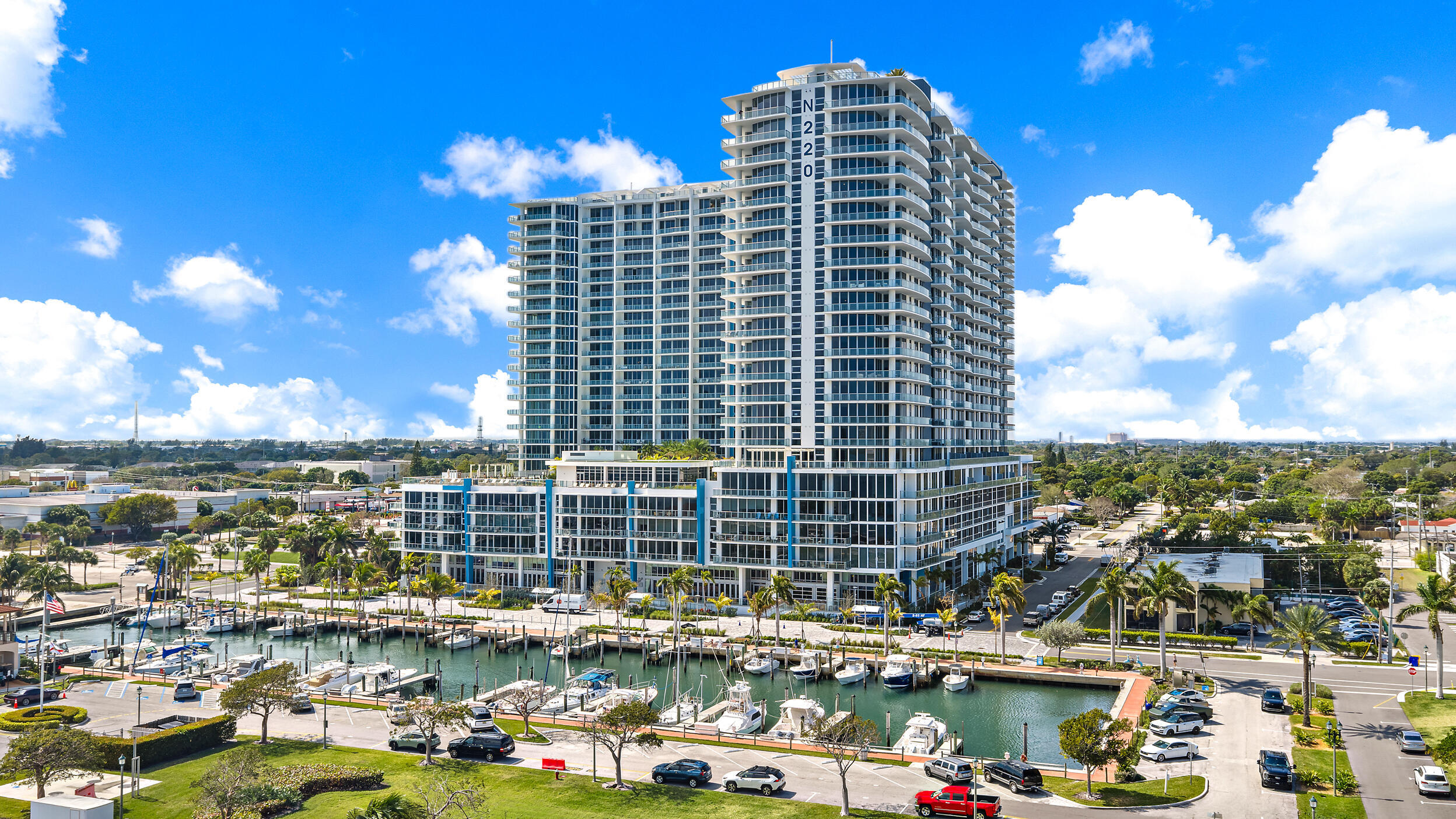 220 Lake Shore Drive N-1521