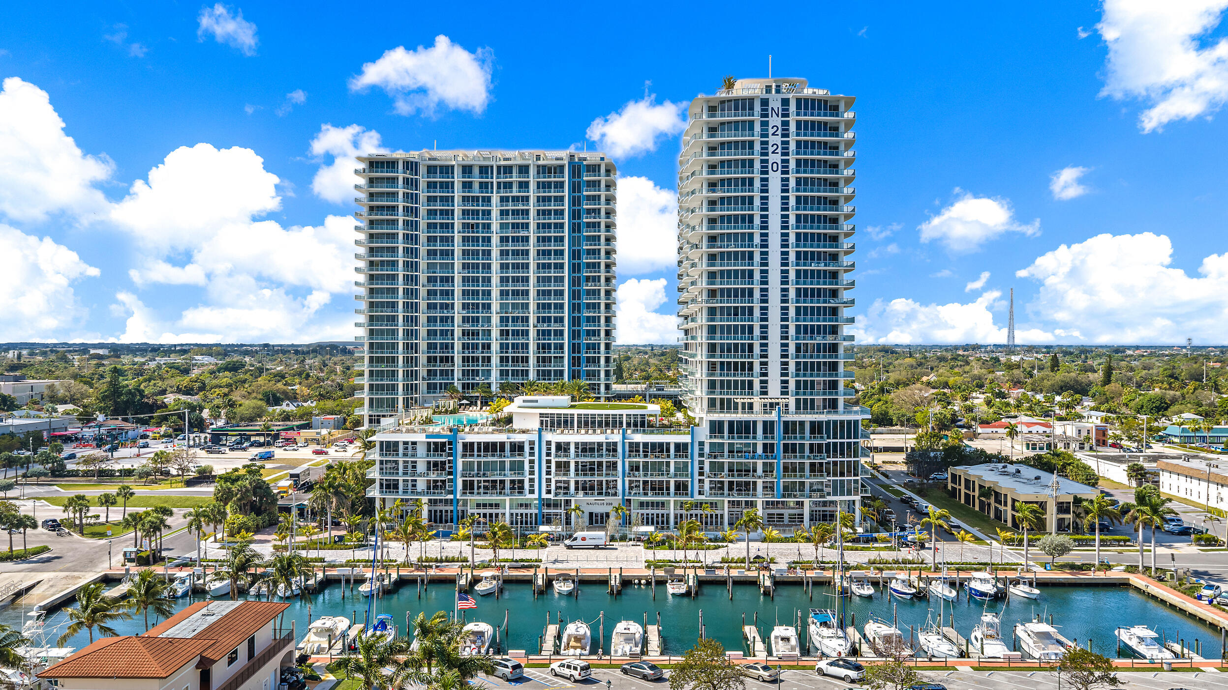 220 Lake Shore Drive N-1521
