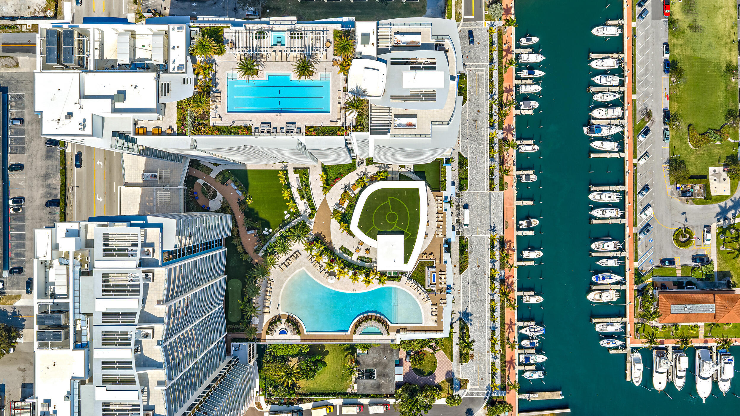 220 Lake Shore Drive N-1521