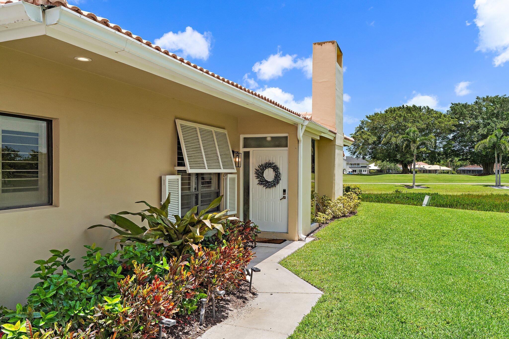 261 Old Meadow Way Way