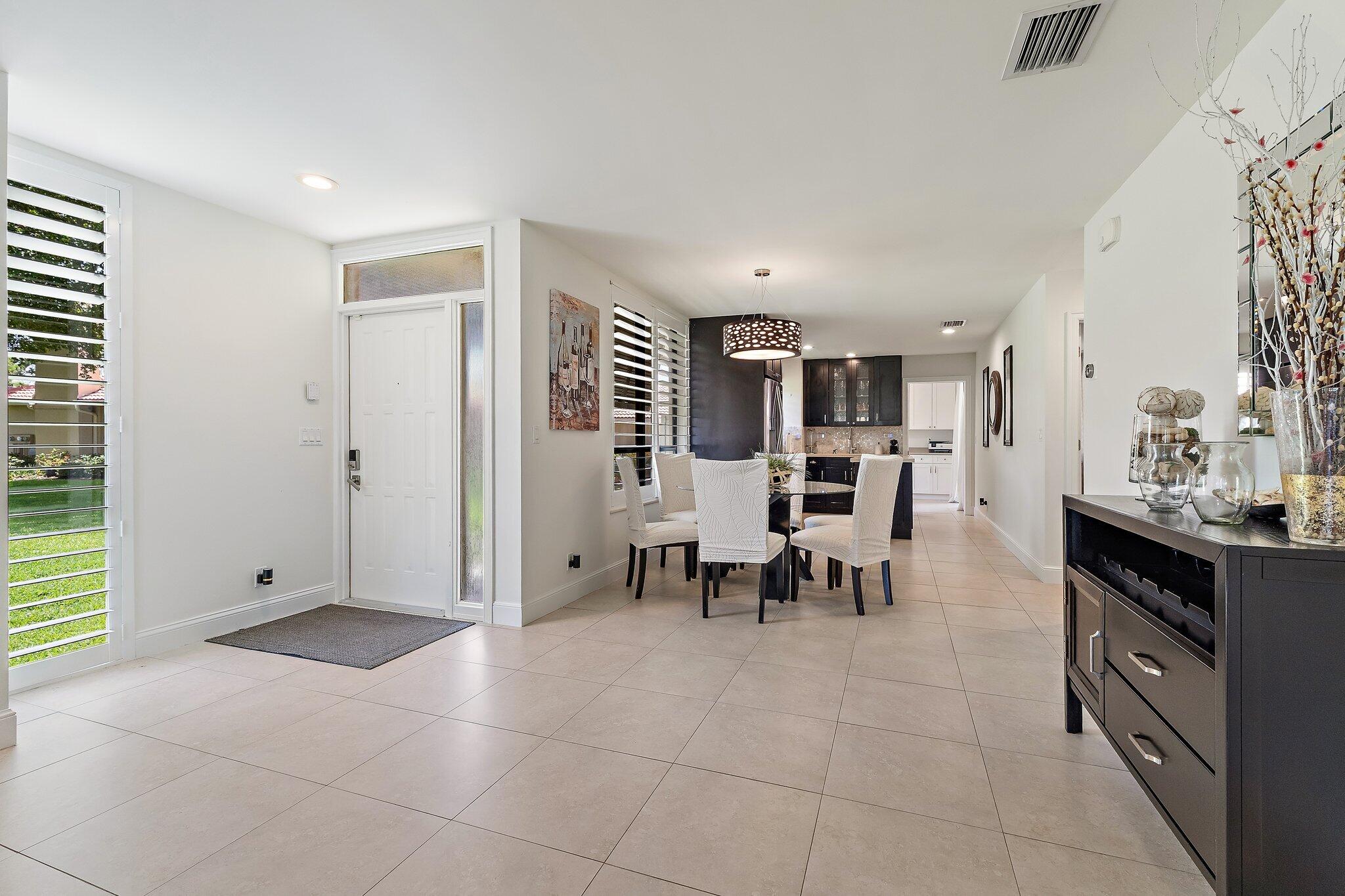 261 Old Meadow Way Way