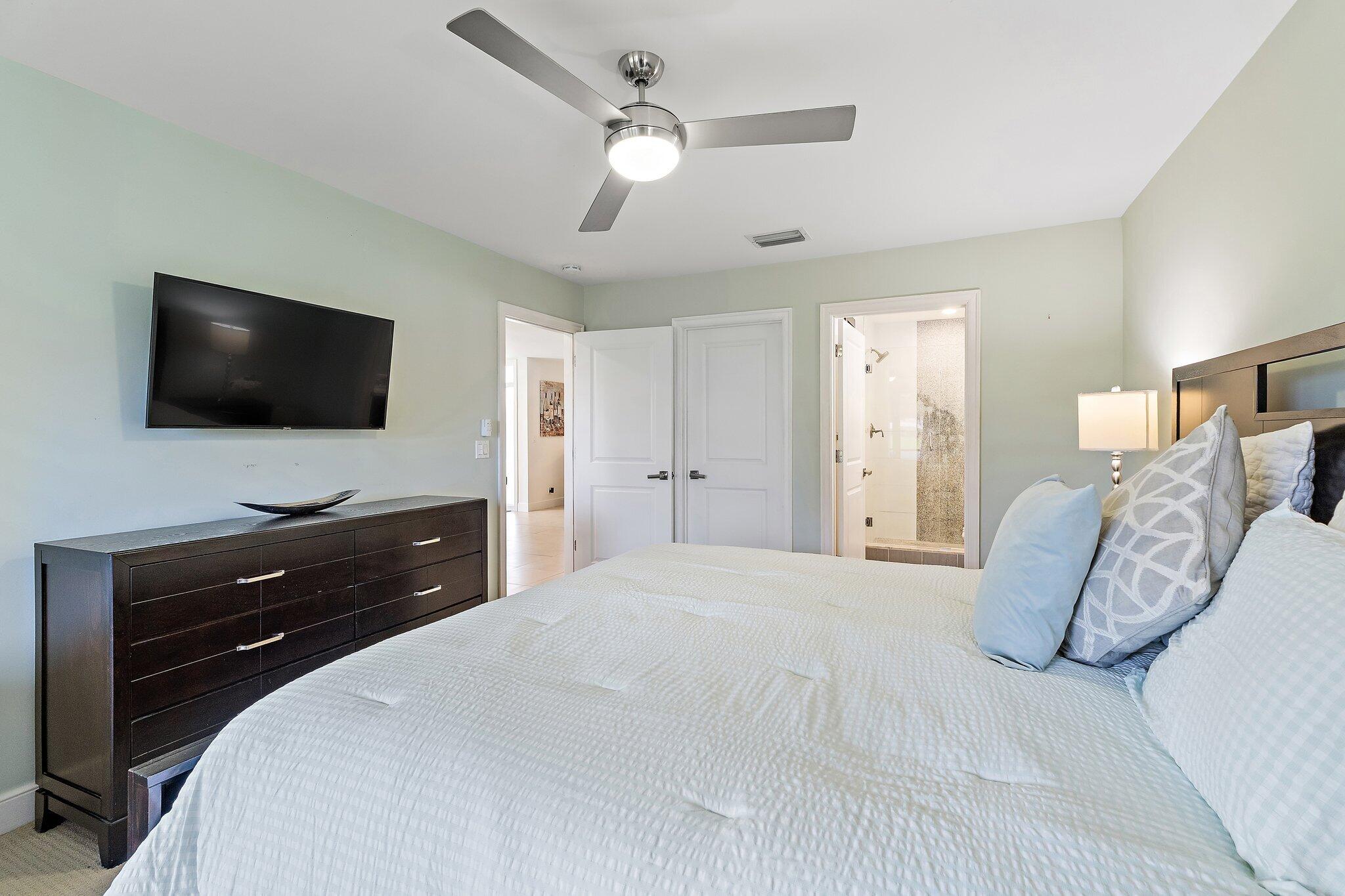 261 Old Meadow Way Way