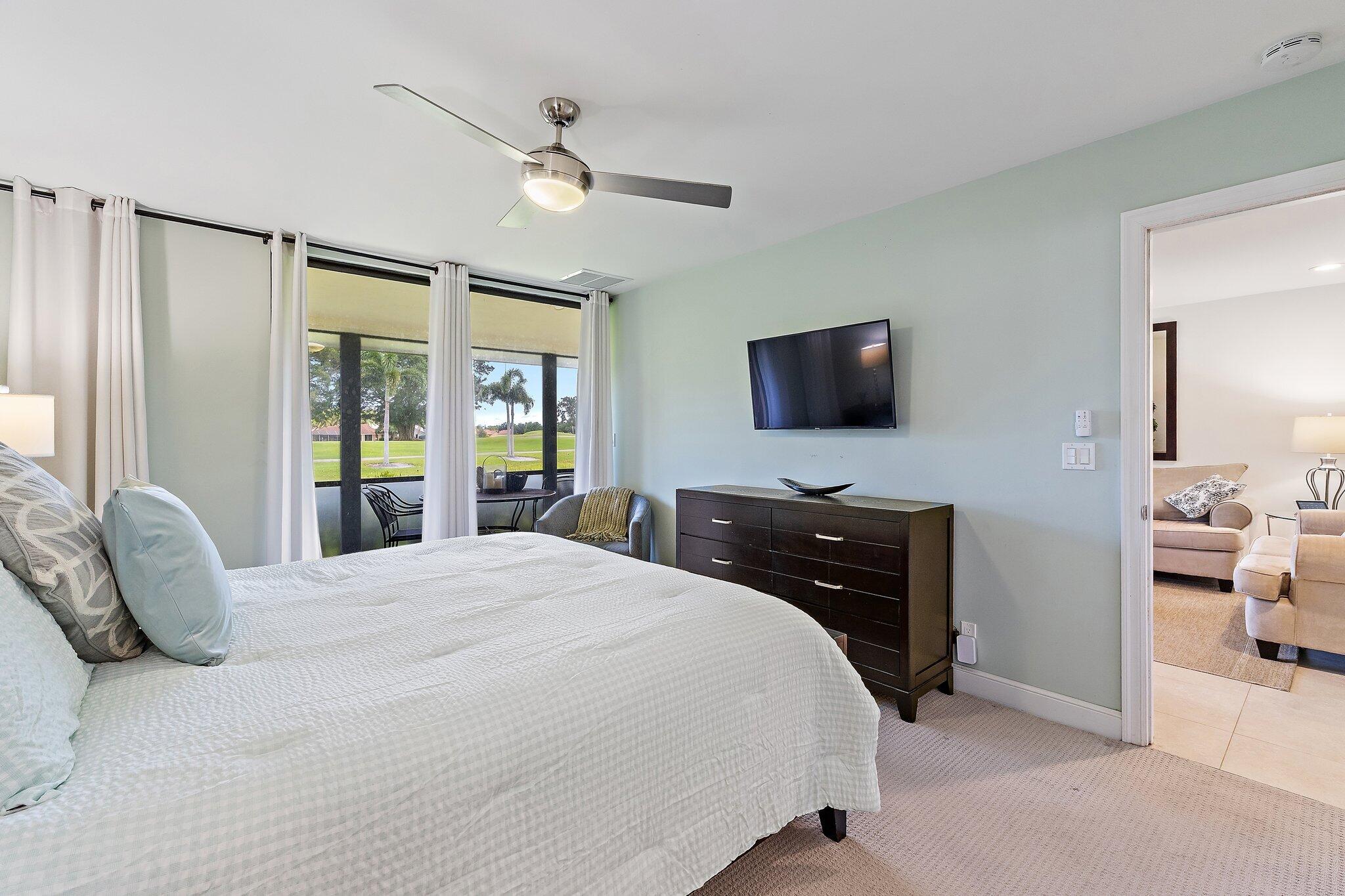 261 Old Meadow Way Way