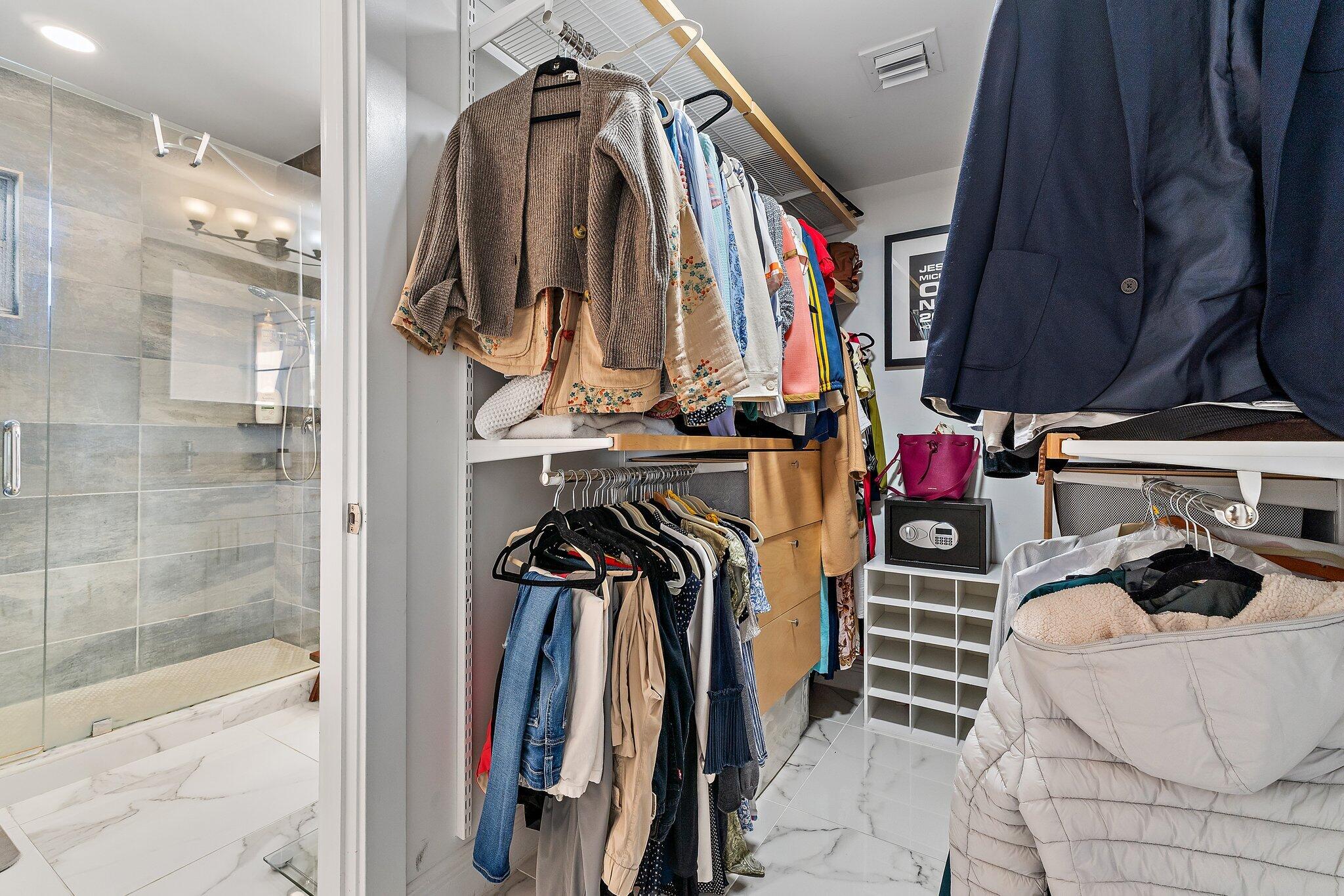 423 Avenida Alegre