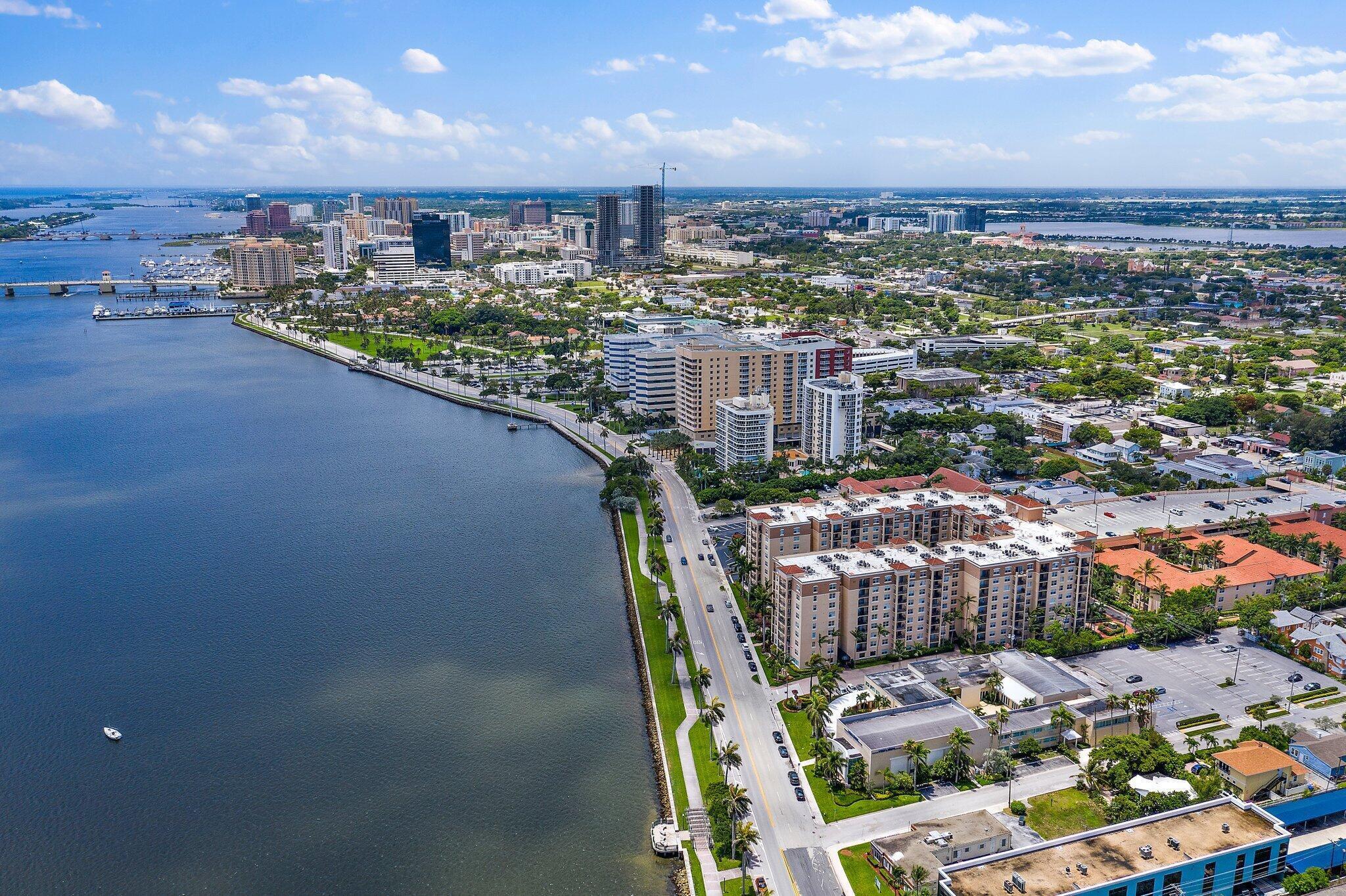 1803 N FLAGLER Drive 303