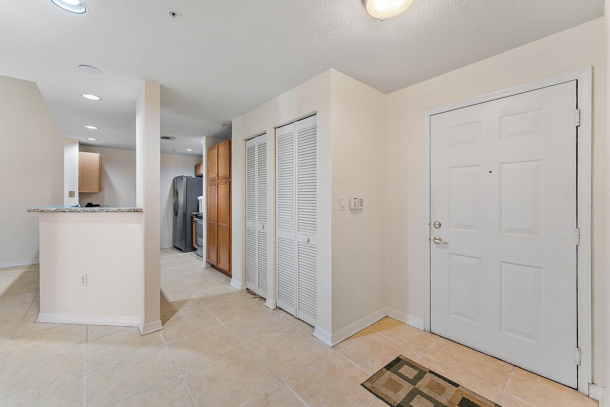 1803 N FLAGLER Drive 303